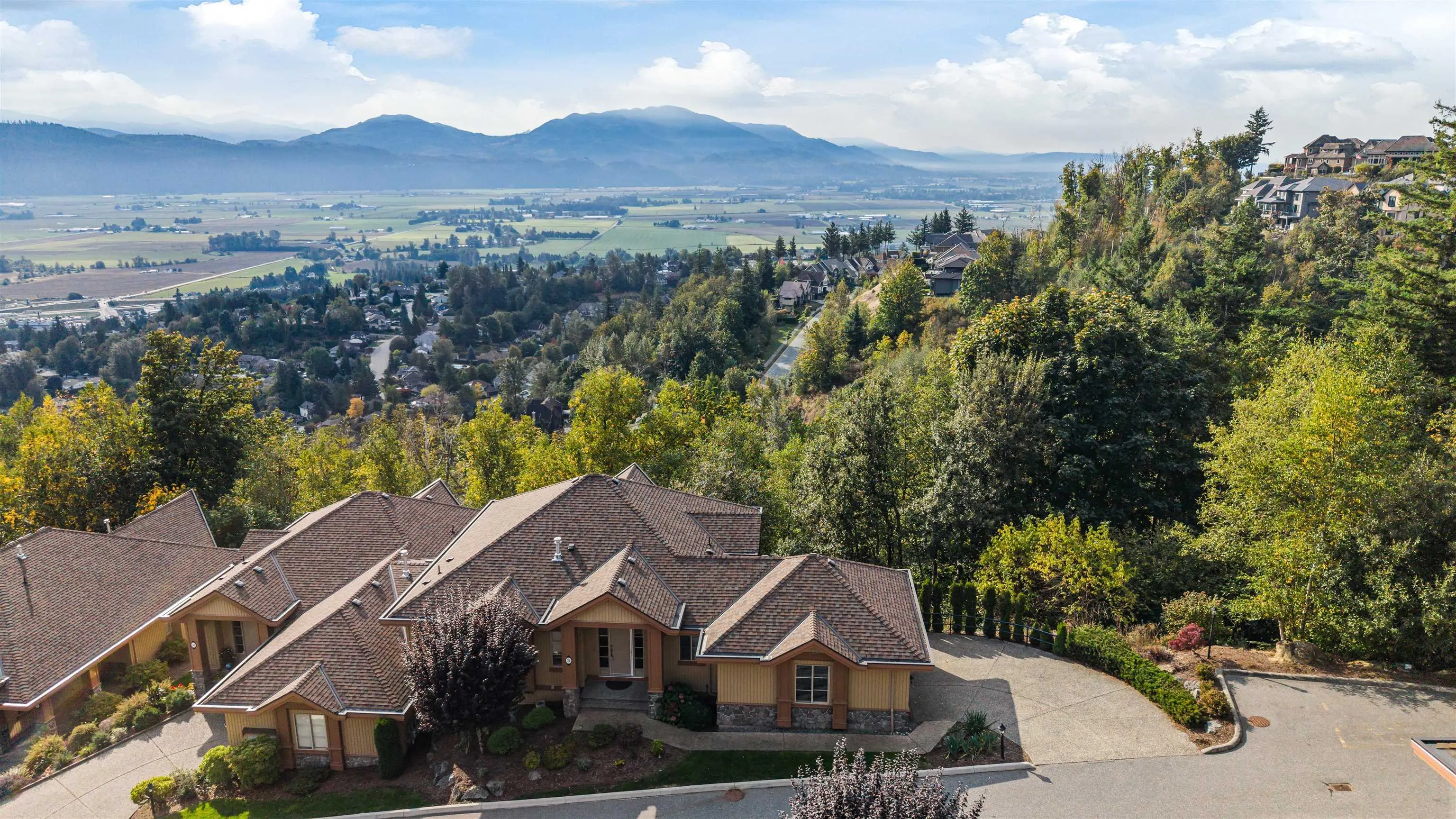35 35931 Empress Drive