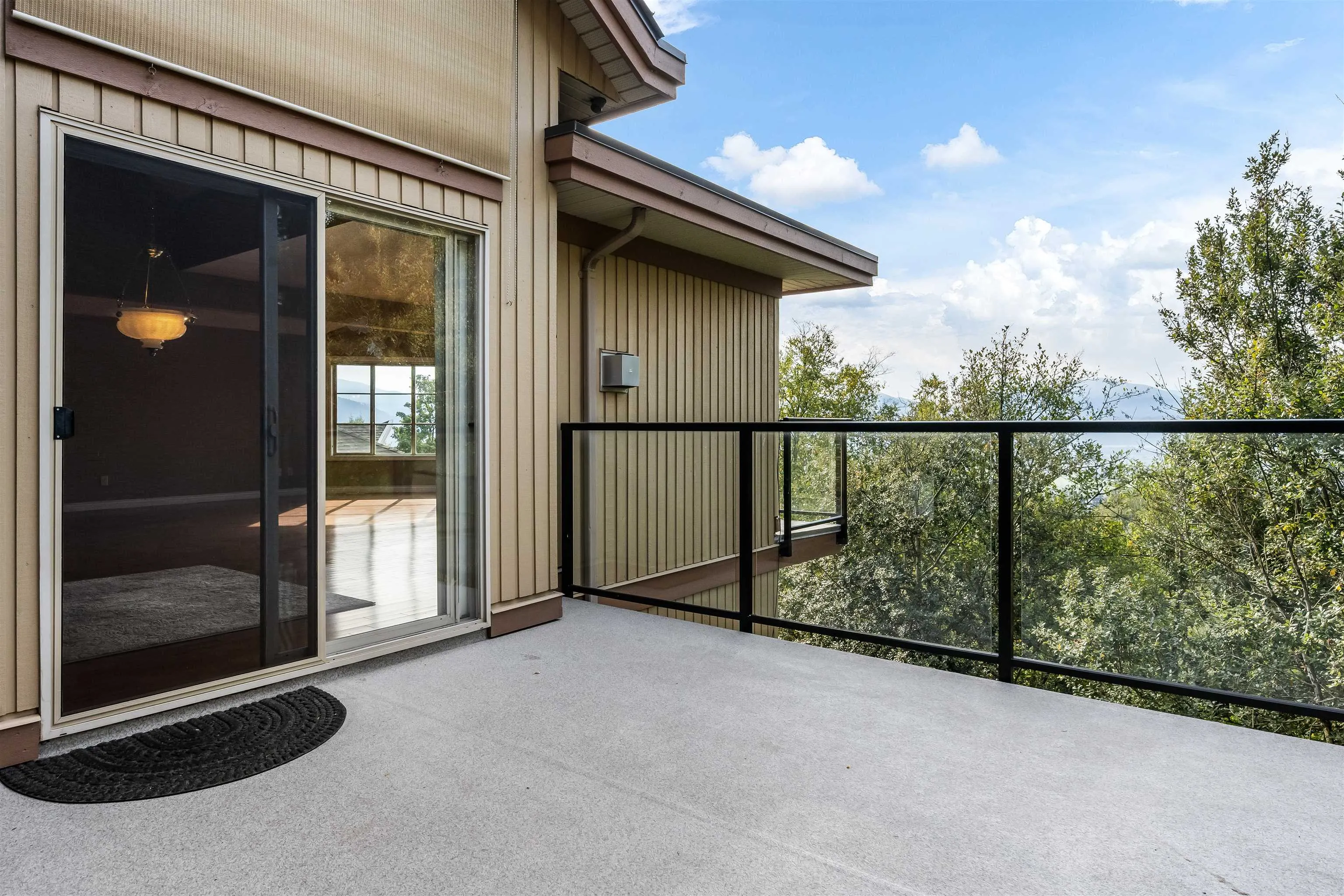35 35931 Empress Drive
