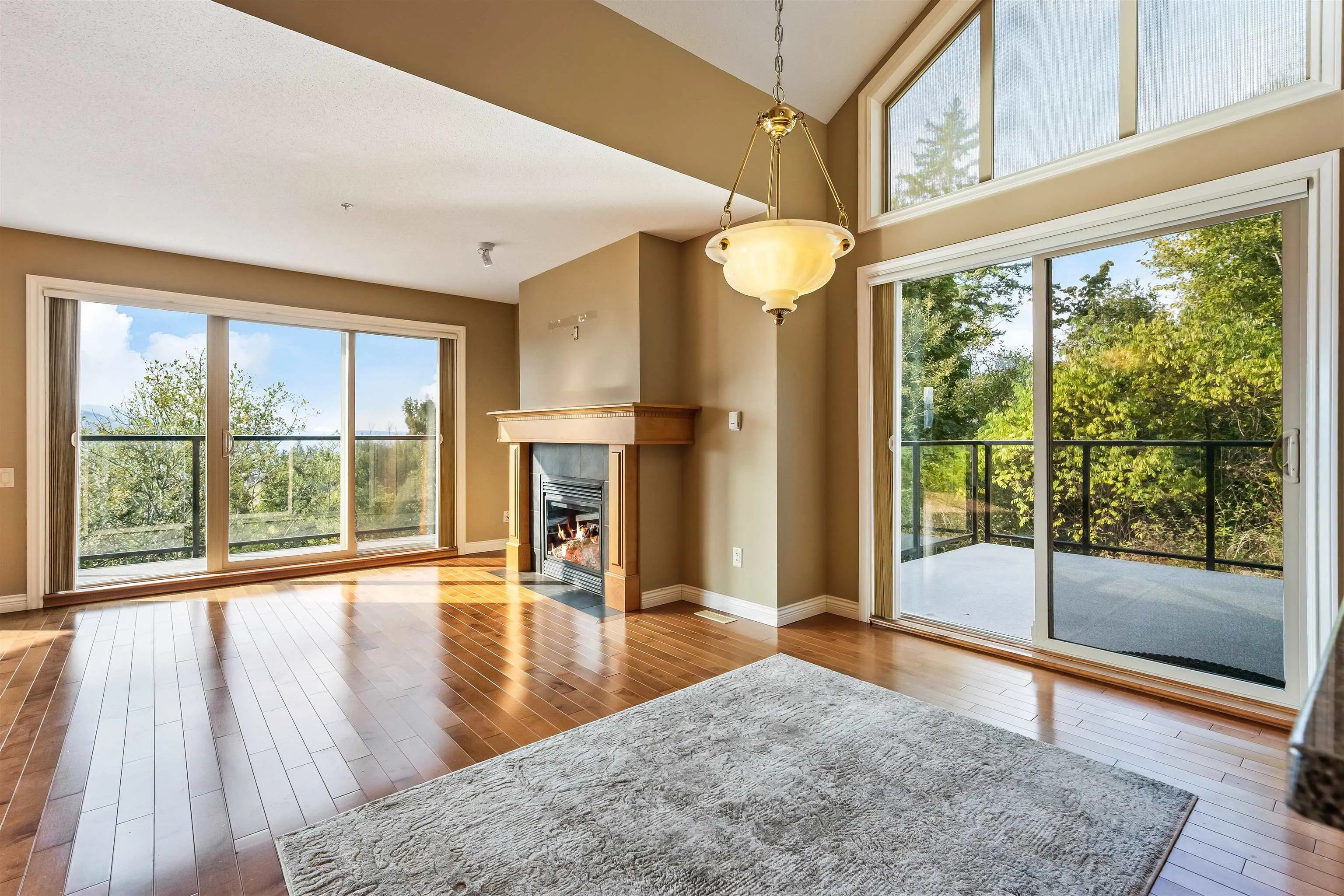 35 35931 Empress Drive