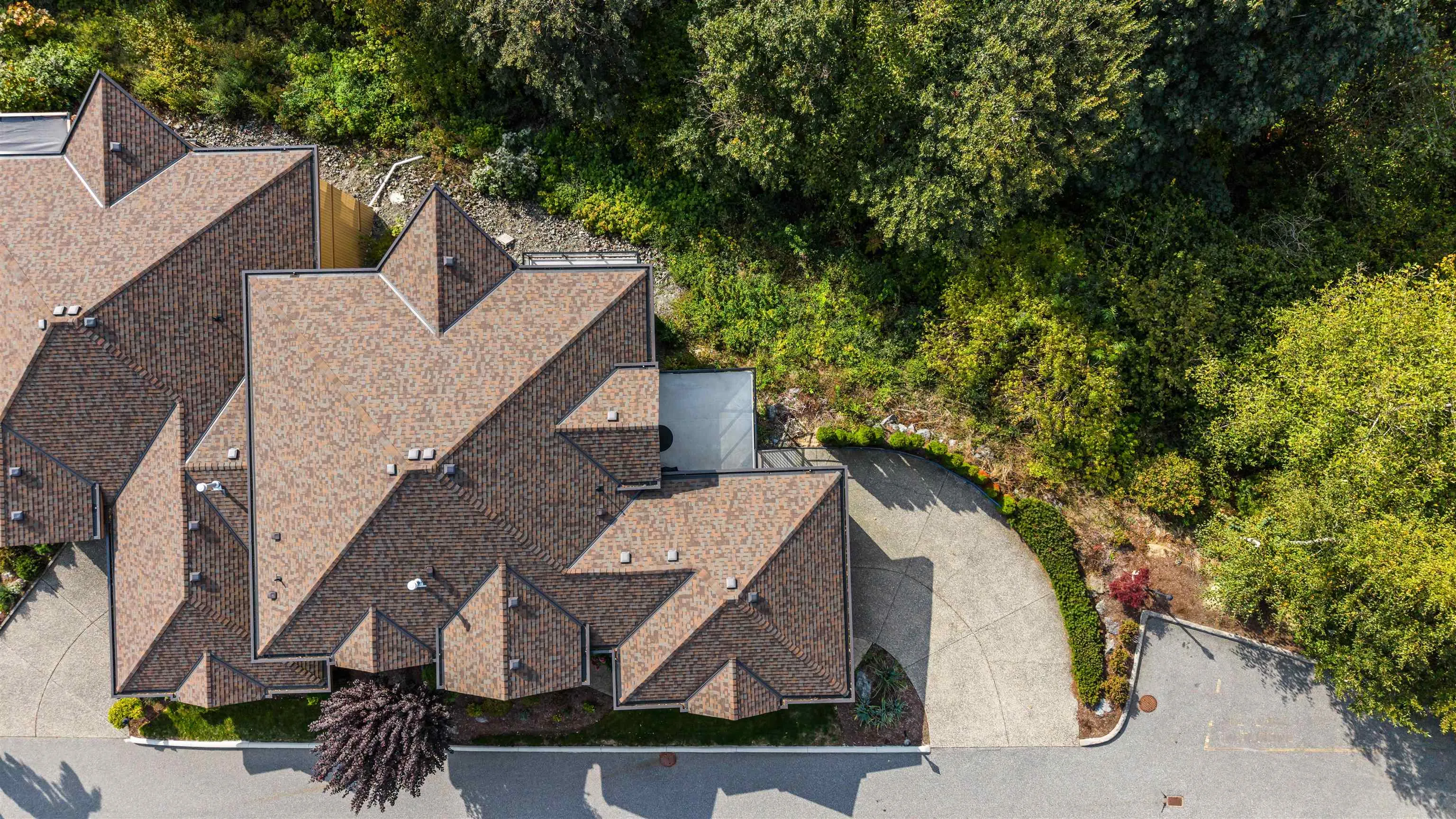 35 35931 Empress Drive