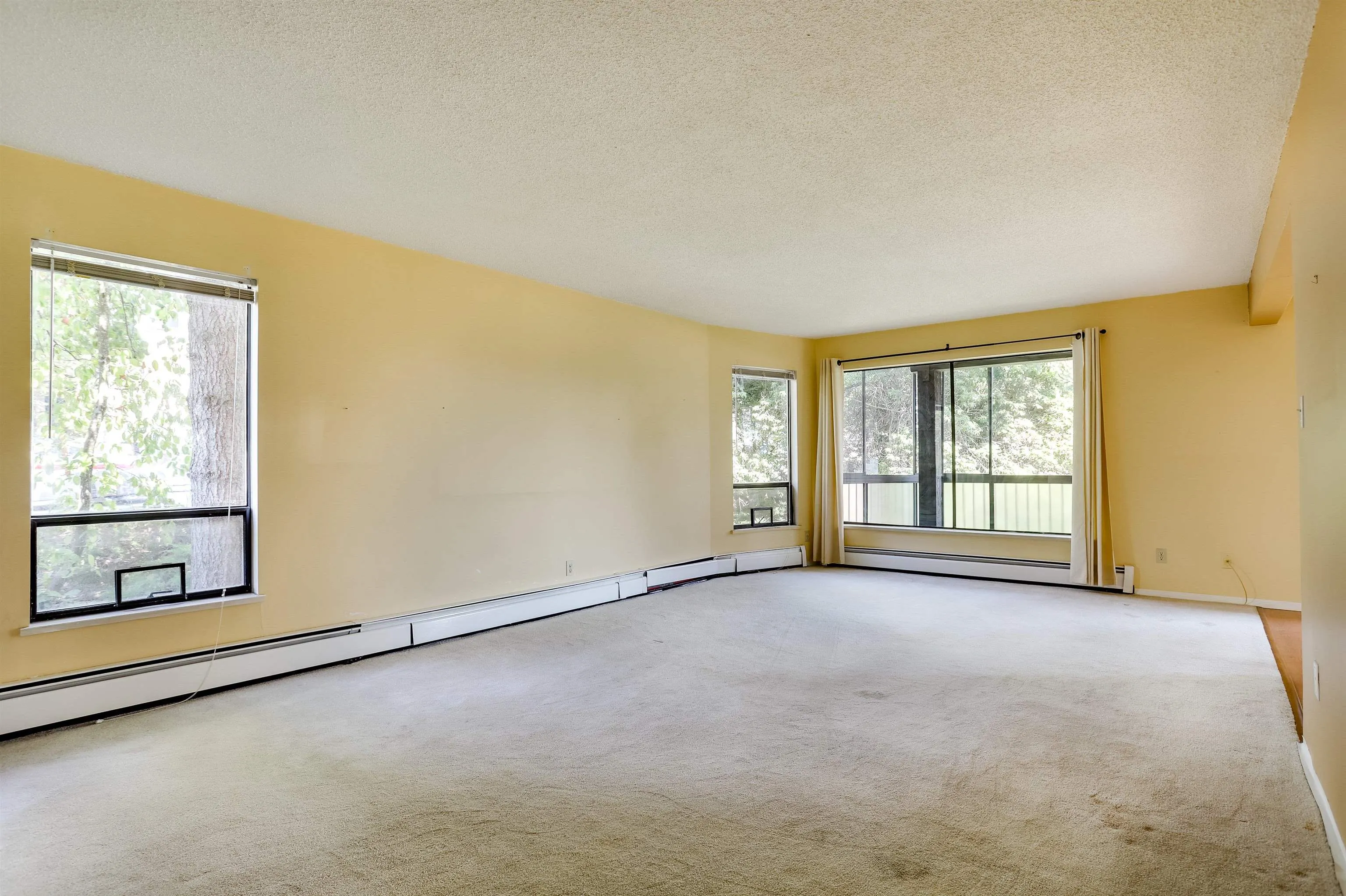 201 1389 Winter Street