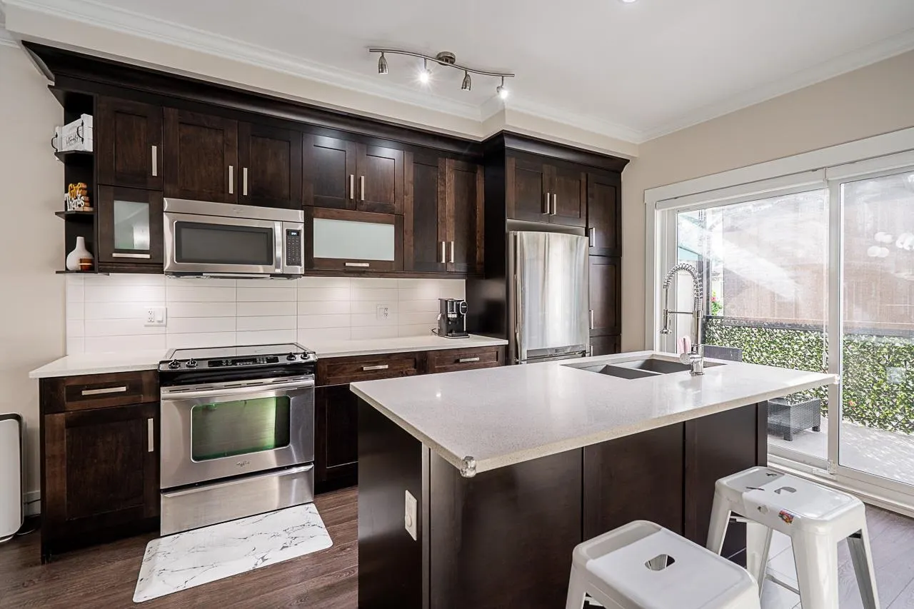 22 10151 240th Street