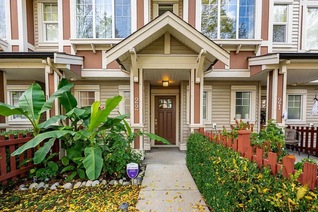 22 10151 240th Street