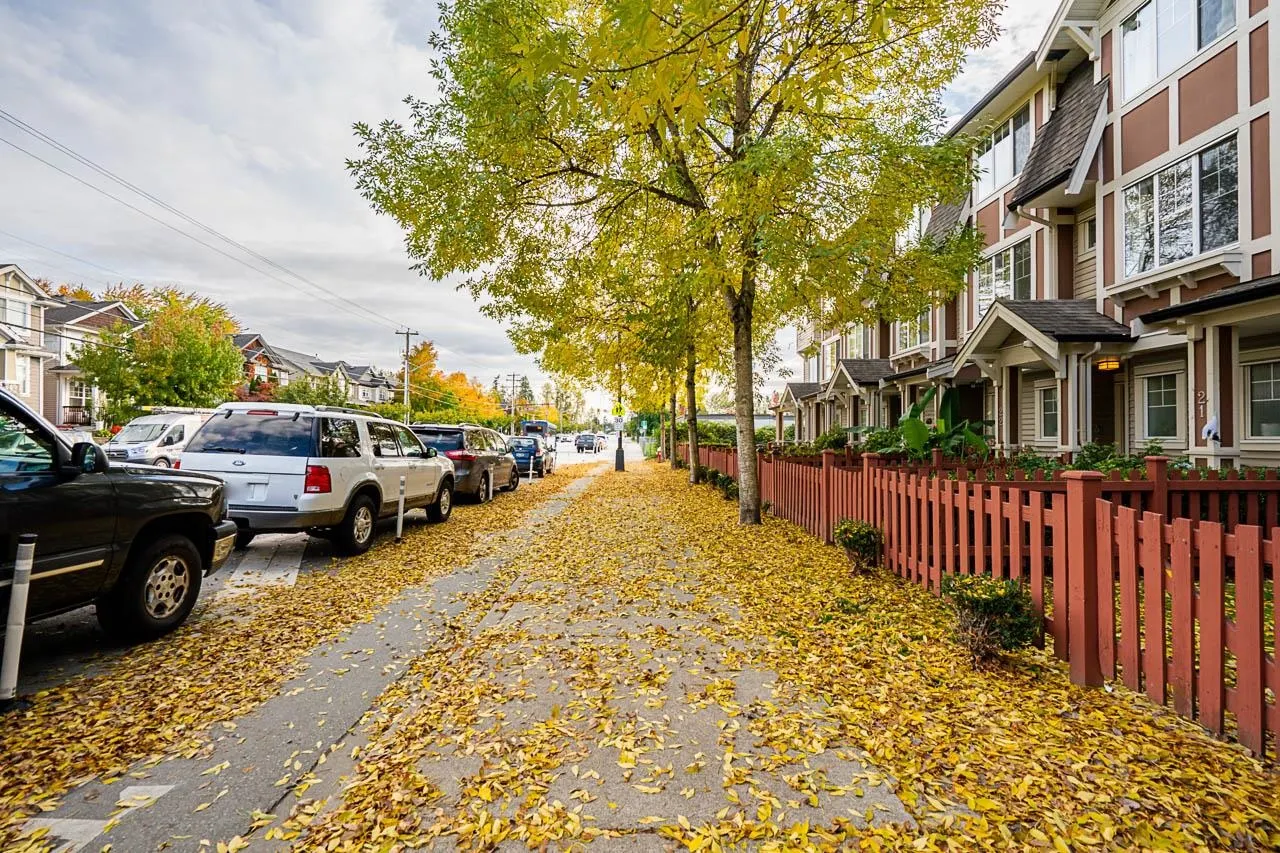 22 10151 240th Street