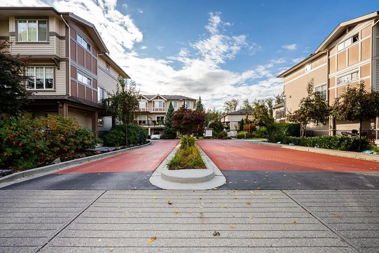 22 10151 240th Street