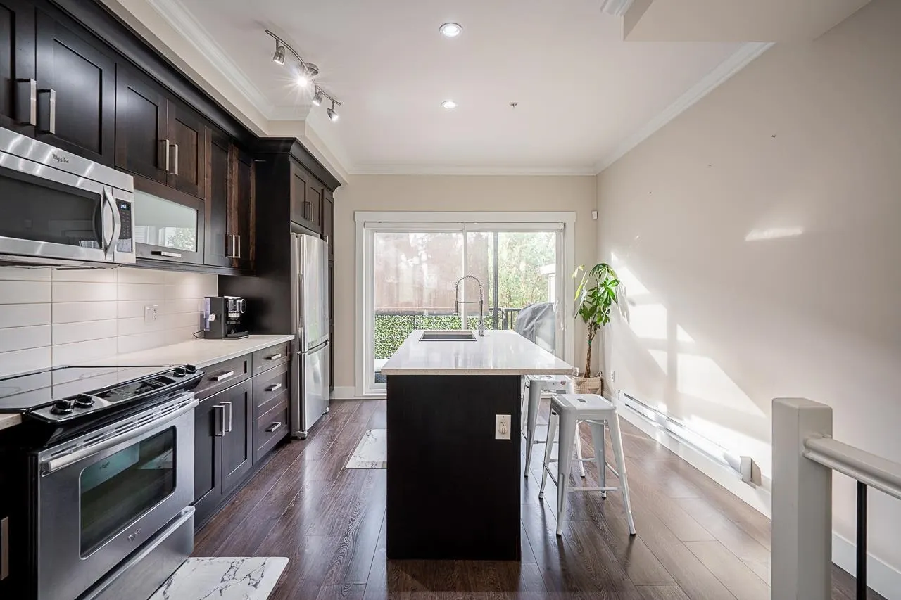 22 10151 240th Street