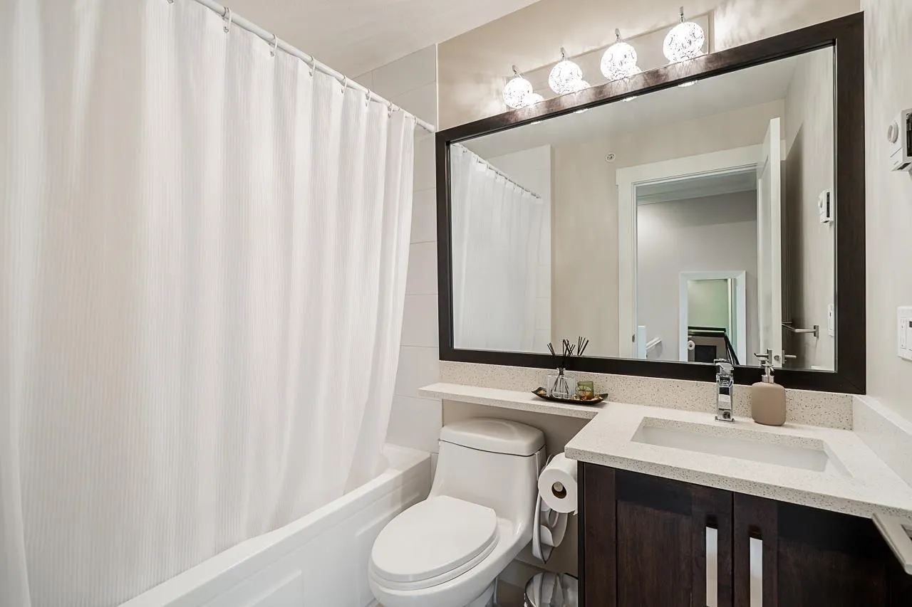 22 10151 240th Street