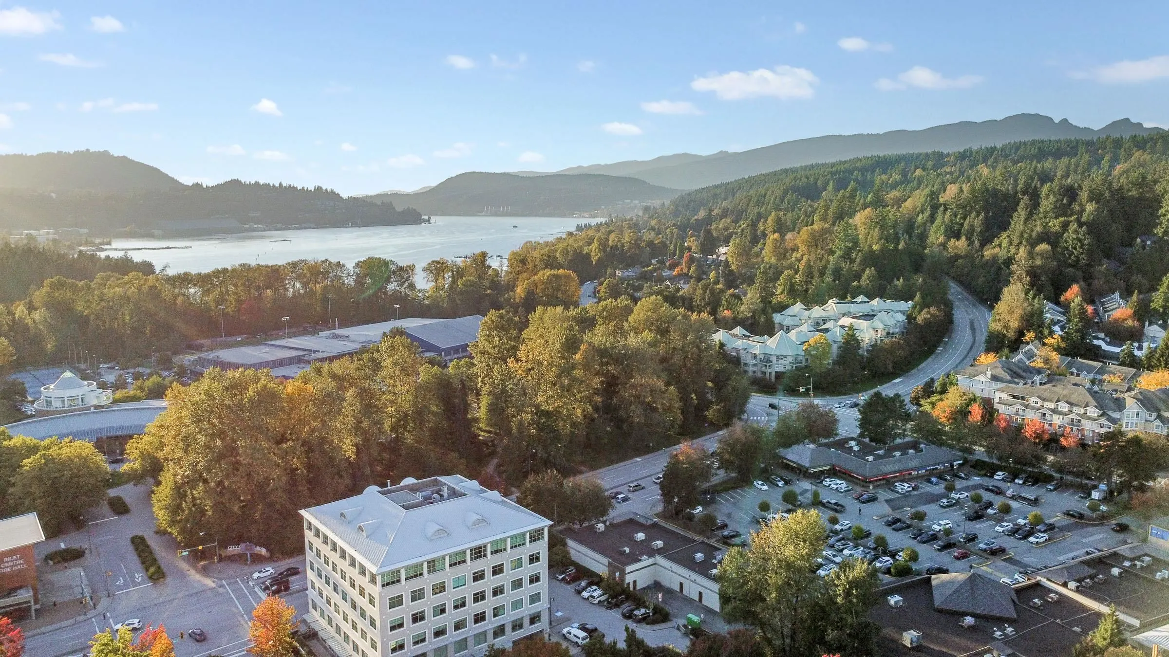 1303 295 Guildford Way