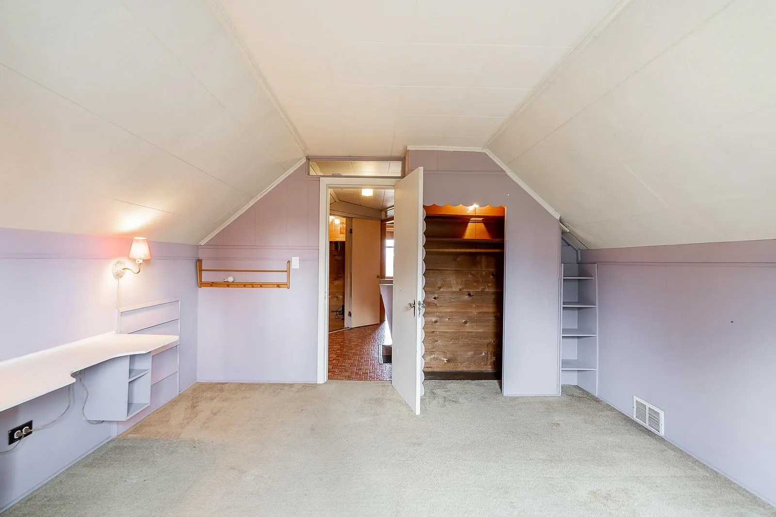 319 Churchill Avenue