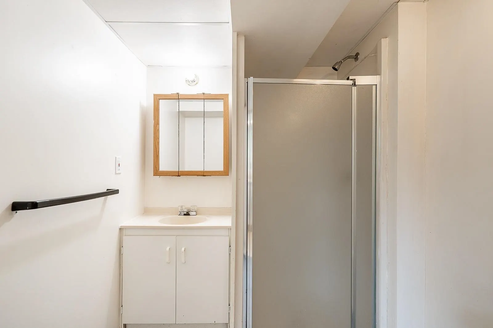 319 Churchill Avenue