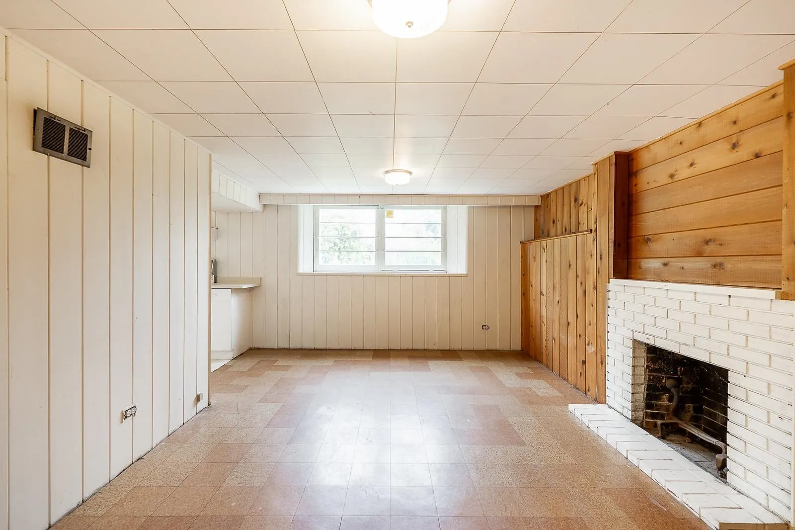 319 Churchill Avenue