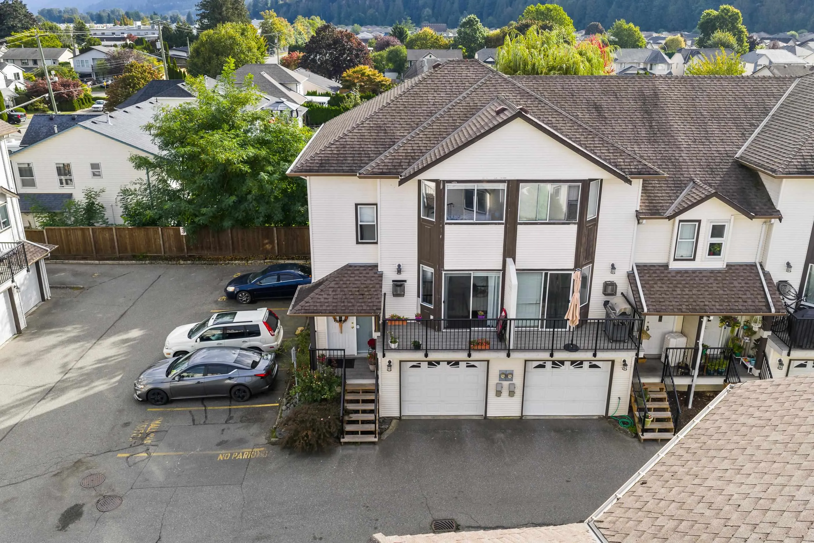 46 45740 Thomas Road