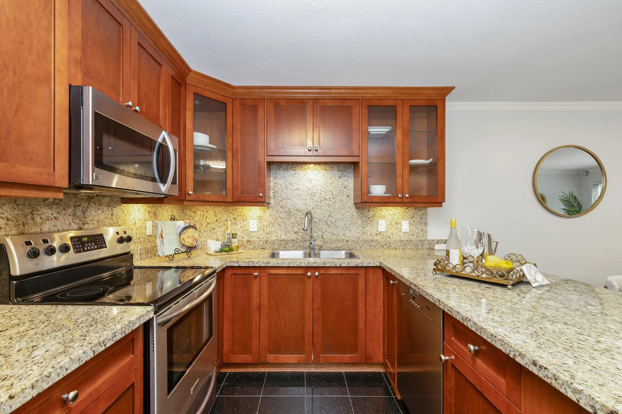 306 1023 Wolfe Avenue