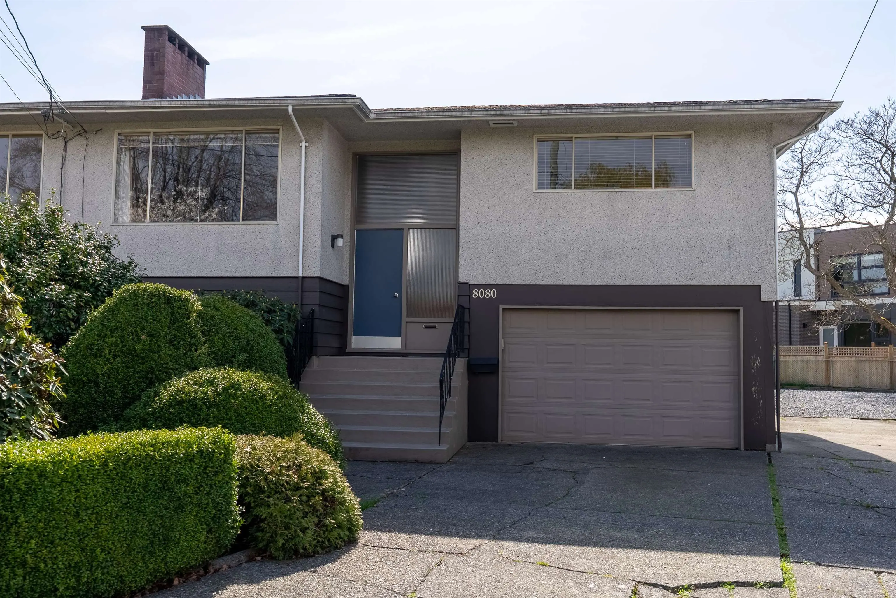 8082 Lurgan Road