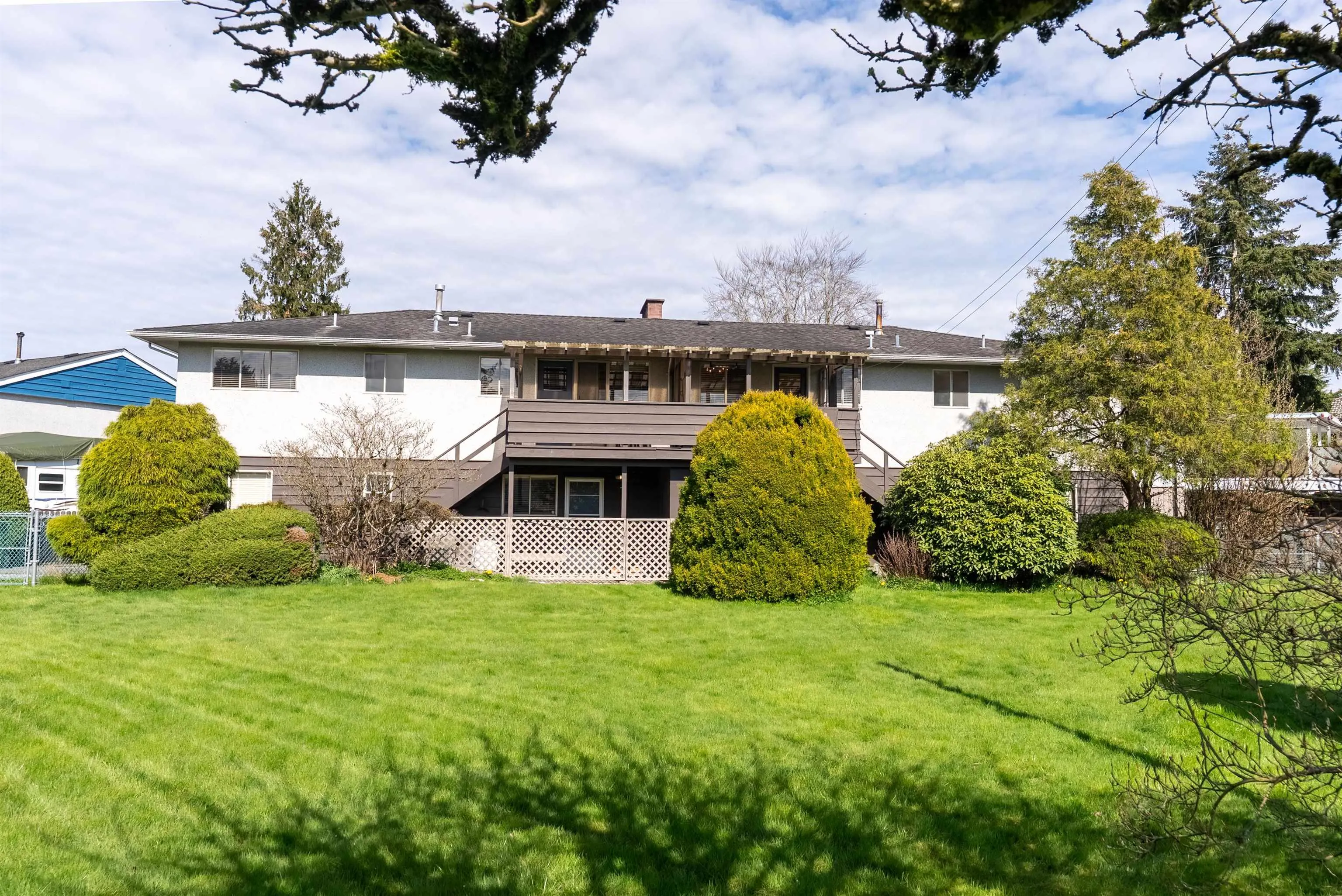 8082 Lurgan Road