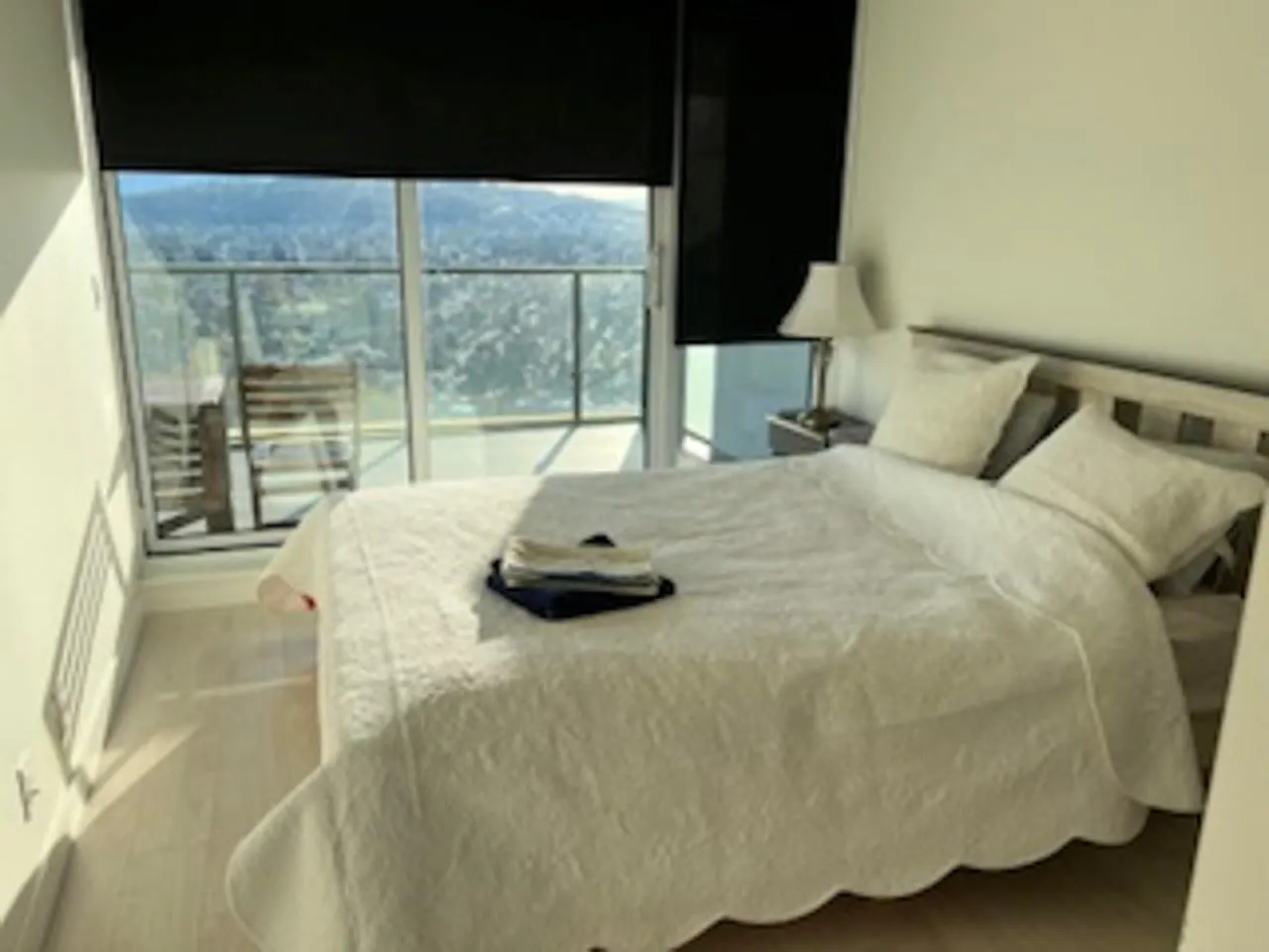 4705 4880 Lougheed Highway