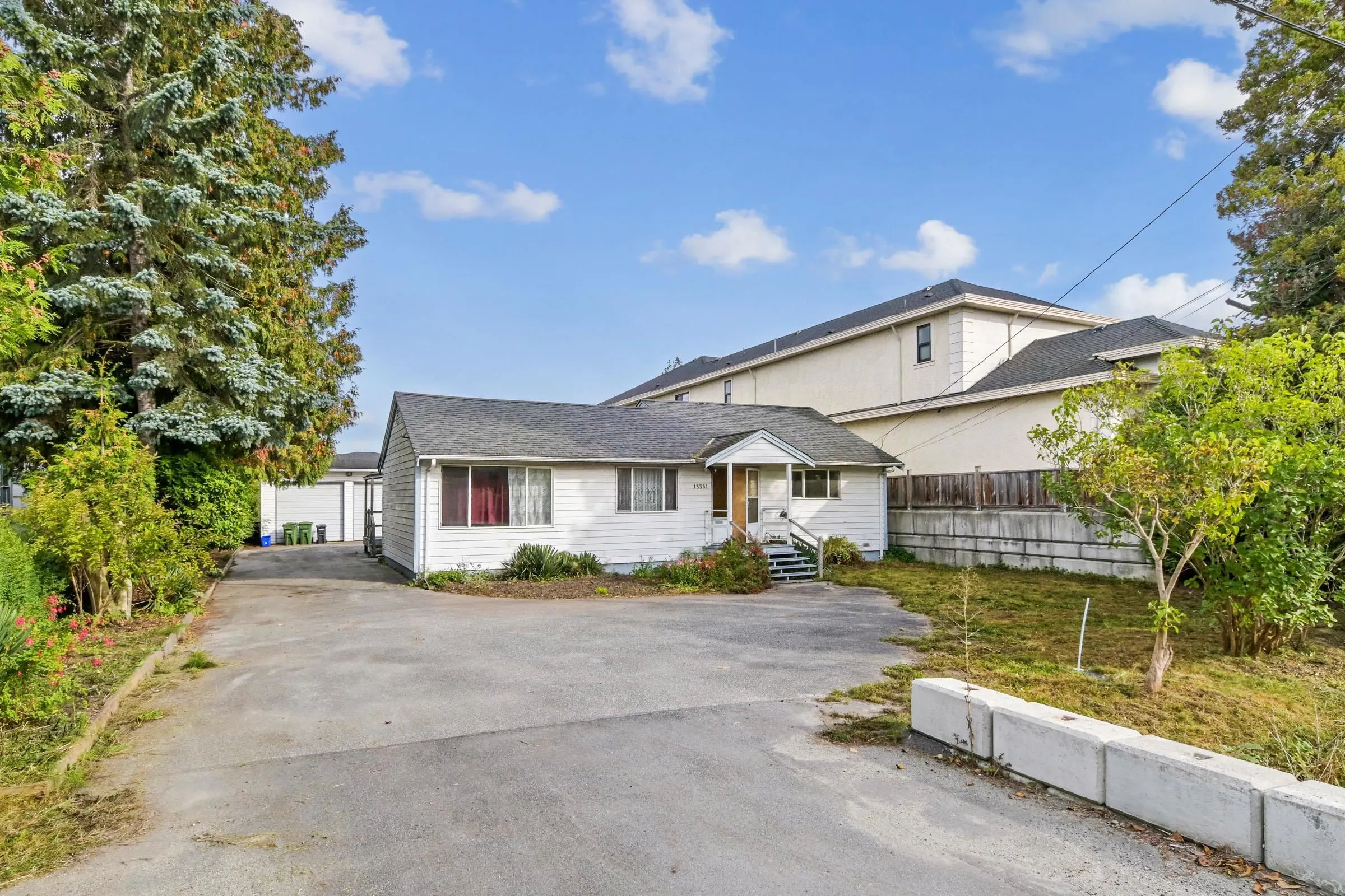 13351 Blundell Road