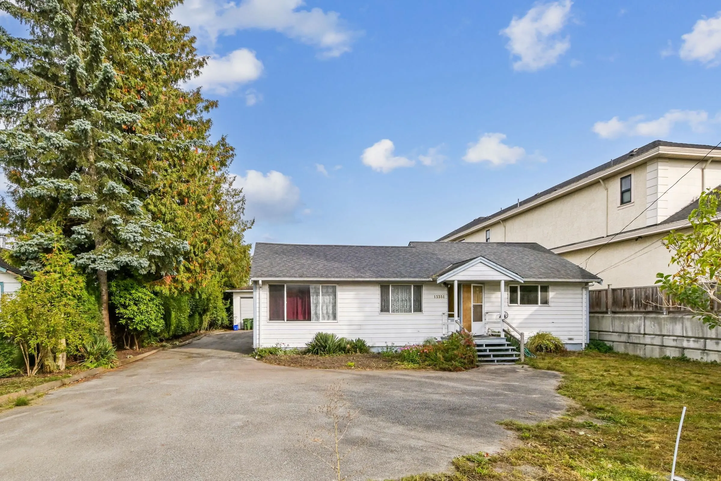 13351 Blundell Road