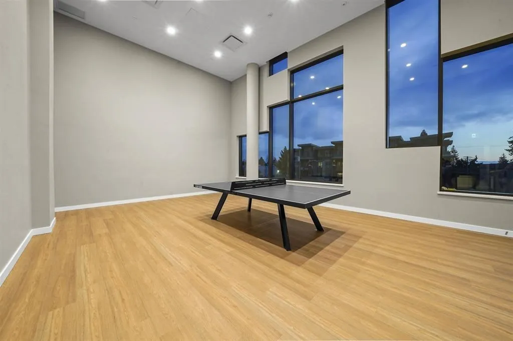 2503 6699 Dunblane Avenue