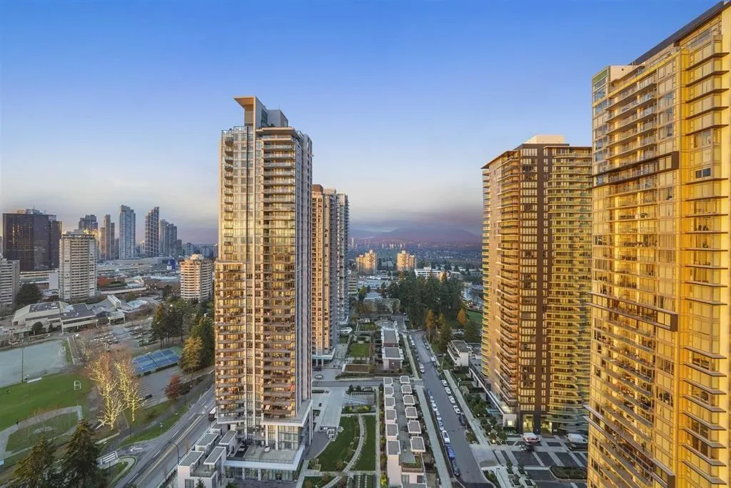 2503 6699 Dunblane Avenue