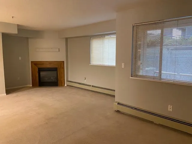 106 9186 Edwards Street