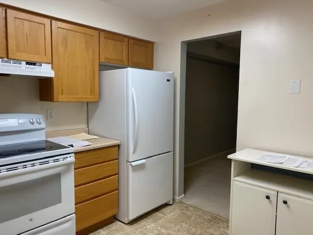 106 9186 Edwards Street