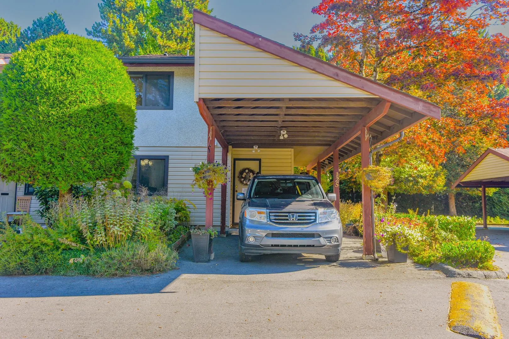 125 13880 74 Avenue