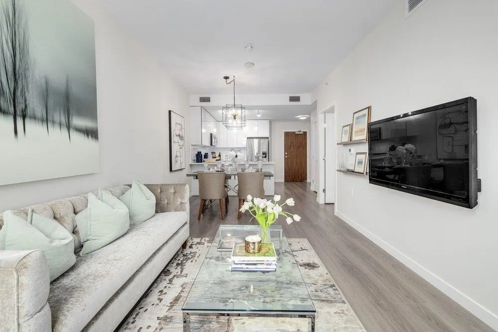 1004 3268 Carscallen Road