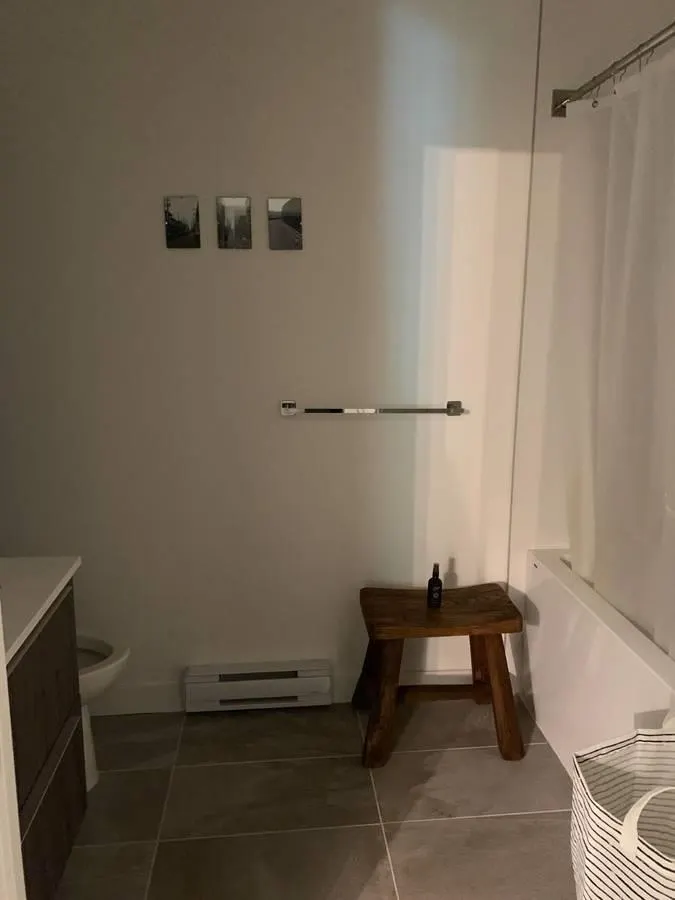 303 379 E Broadway Street