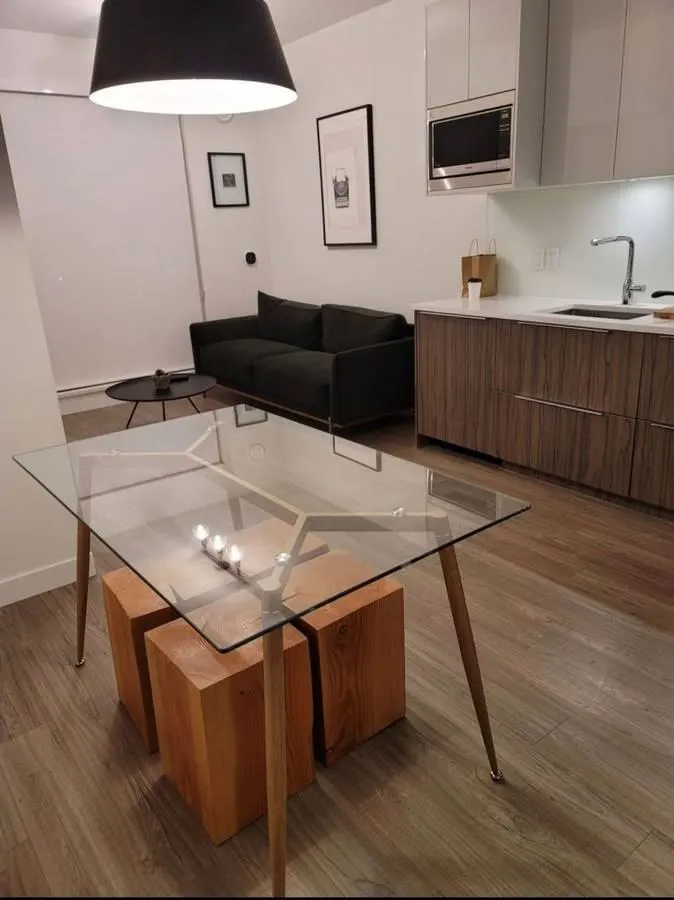 303 379 E Broadway Street