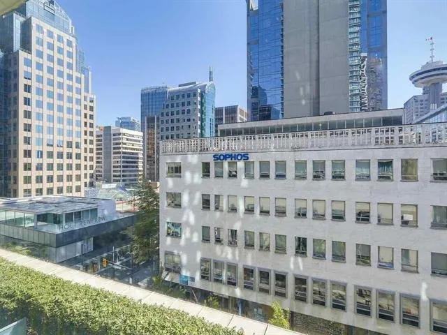 616 610 Granville Street