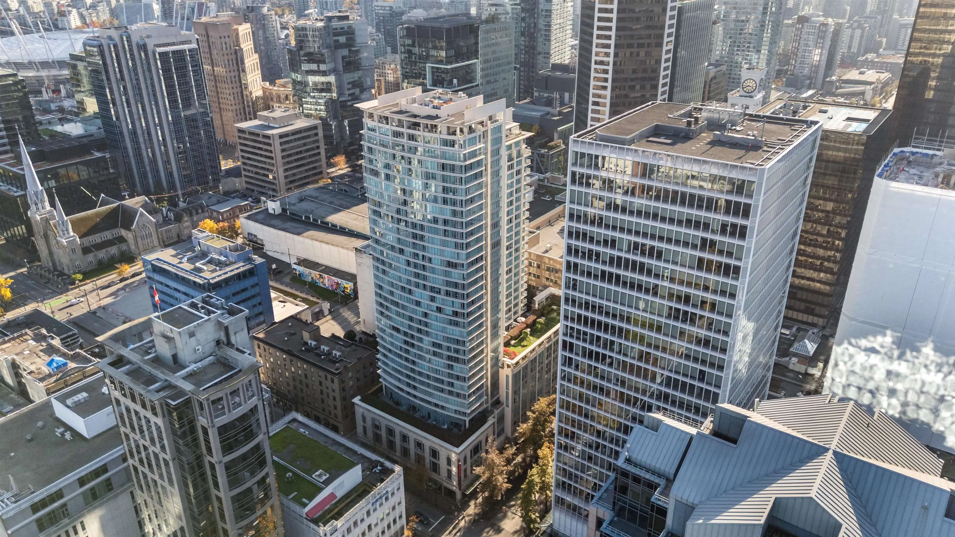 616 610 Granville Street