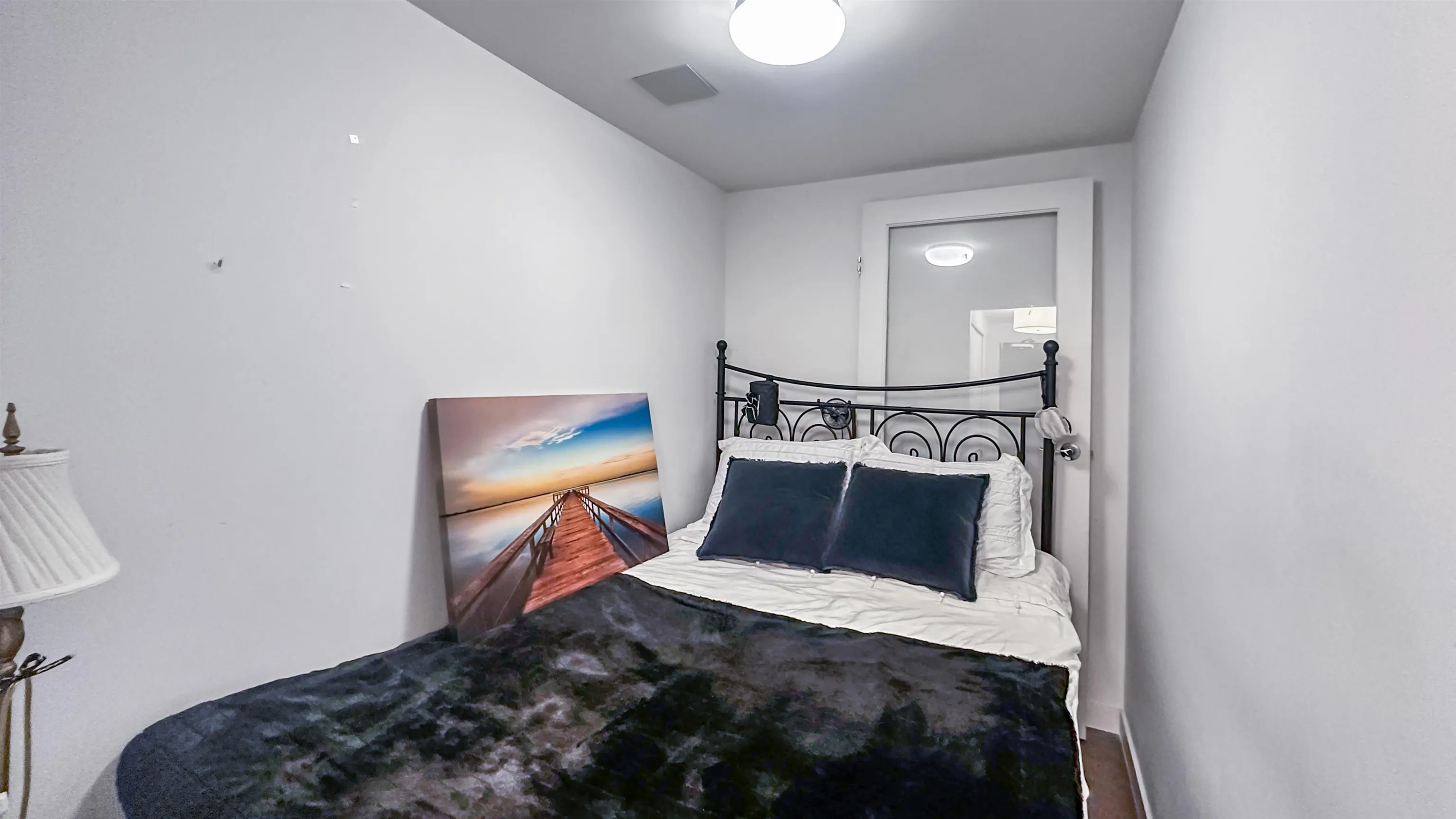 616 610 Granville Street