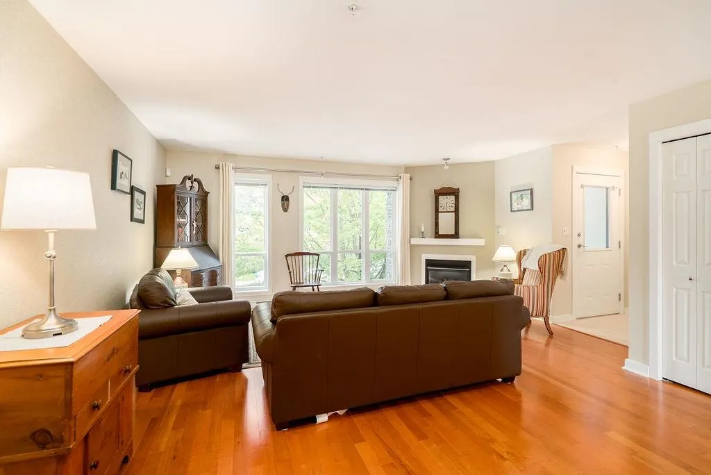 3 1233 Main Street