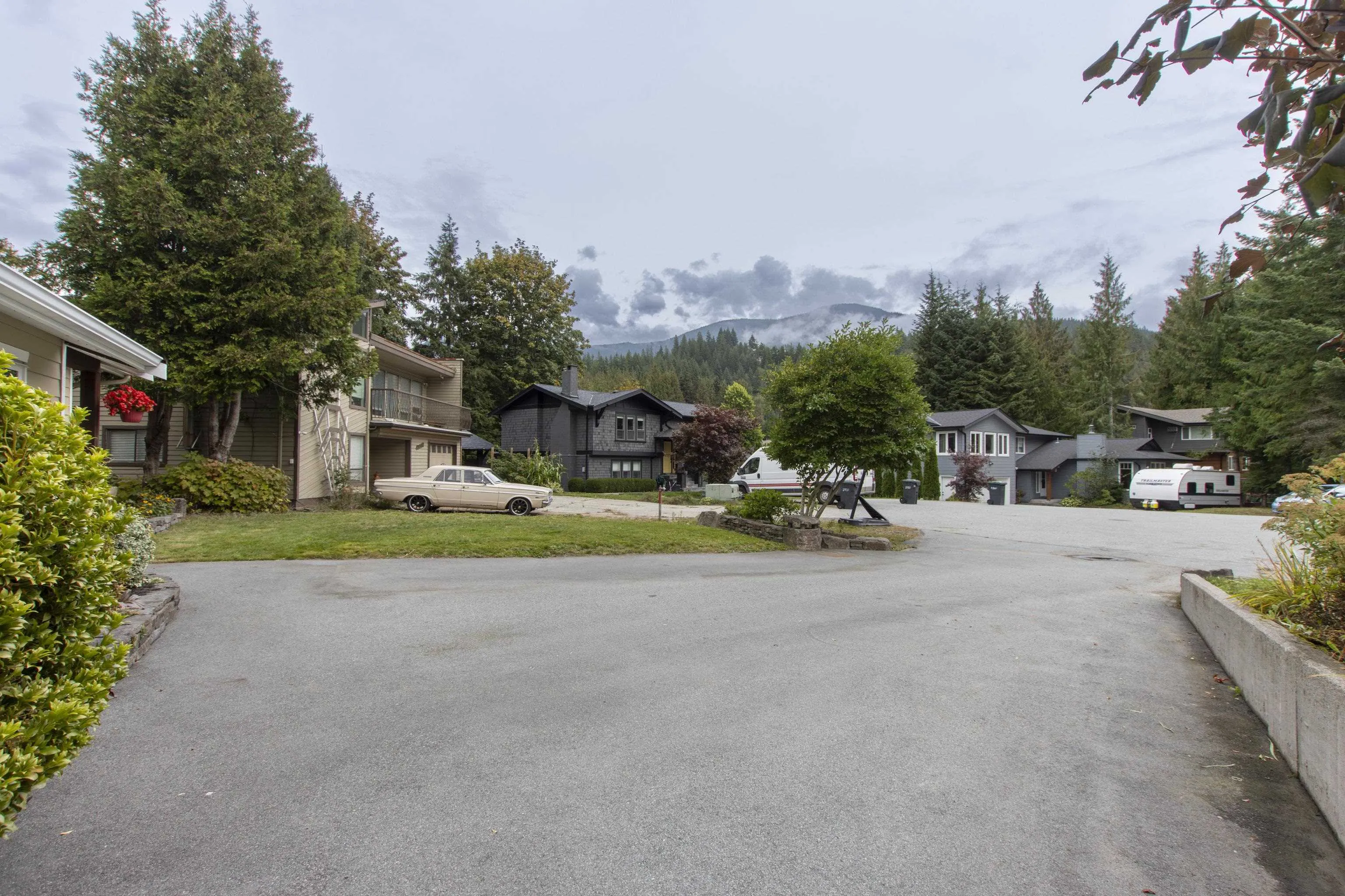 40809 Mountain Place