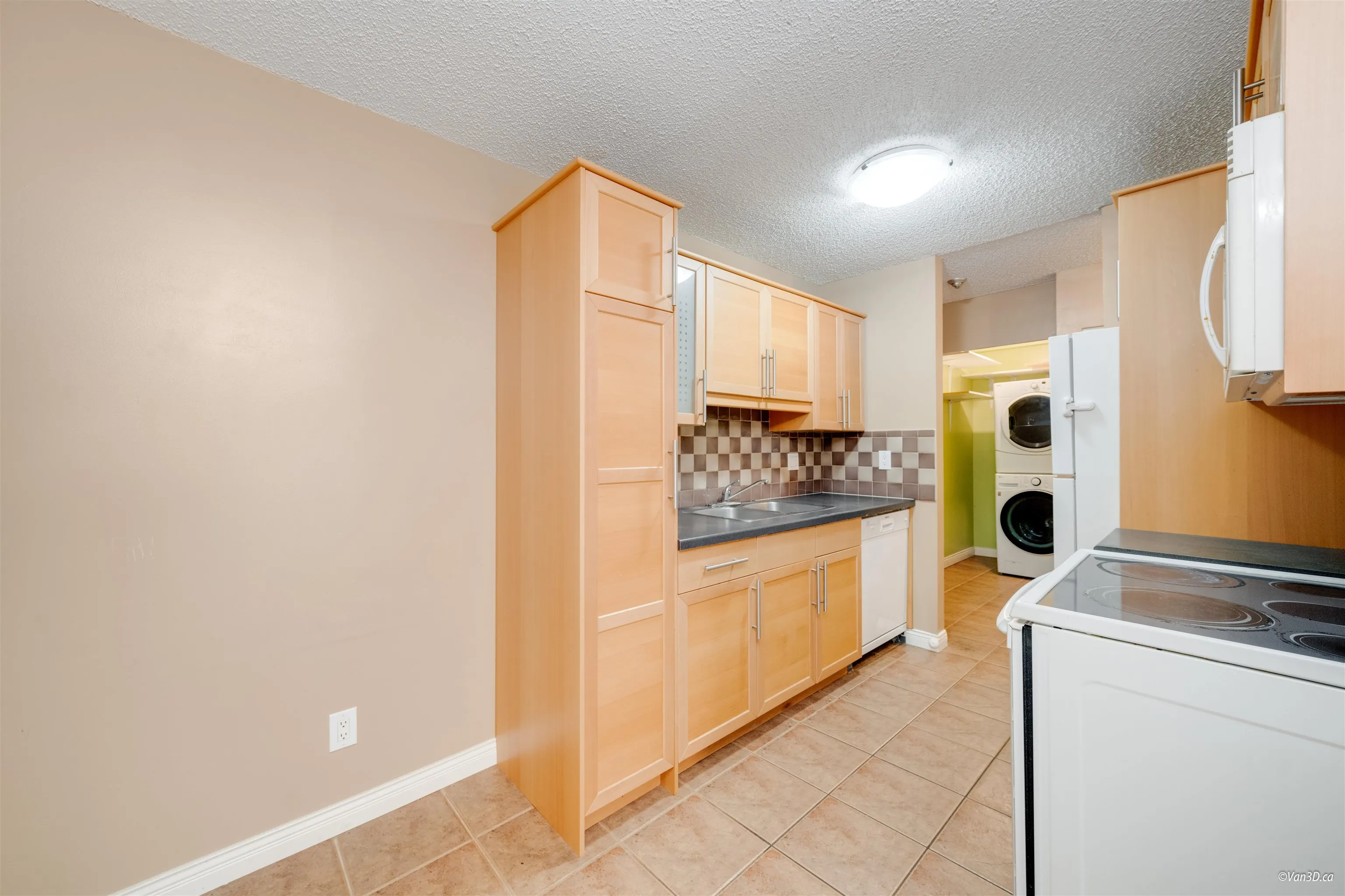115 8591 Westminster Highway