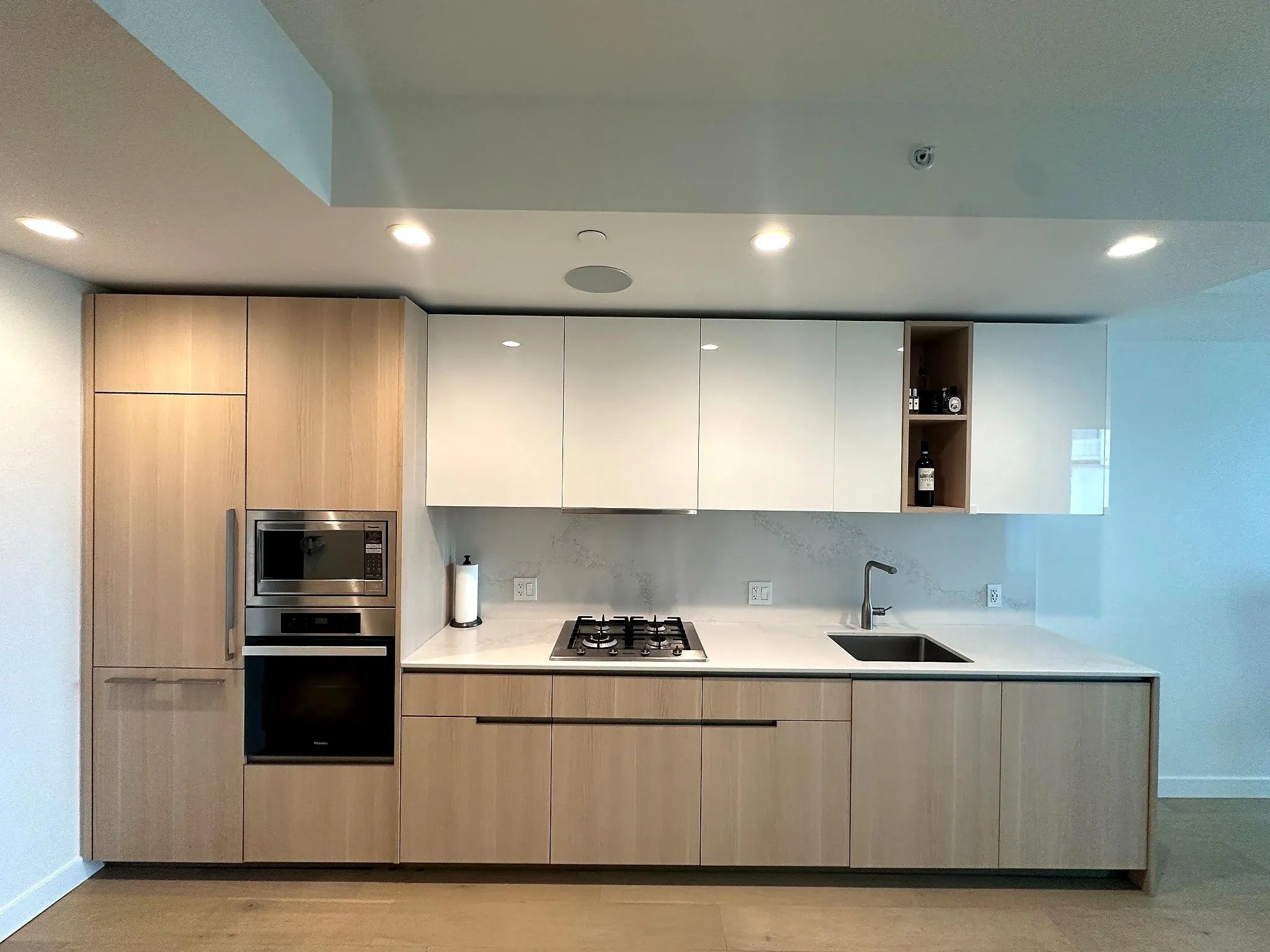 603 6855 Pearson Way