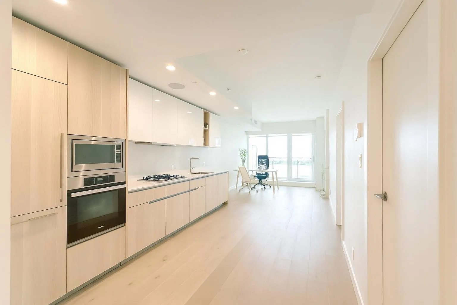 603 6855 Pearson Way