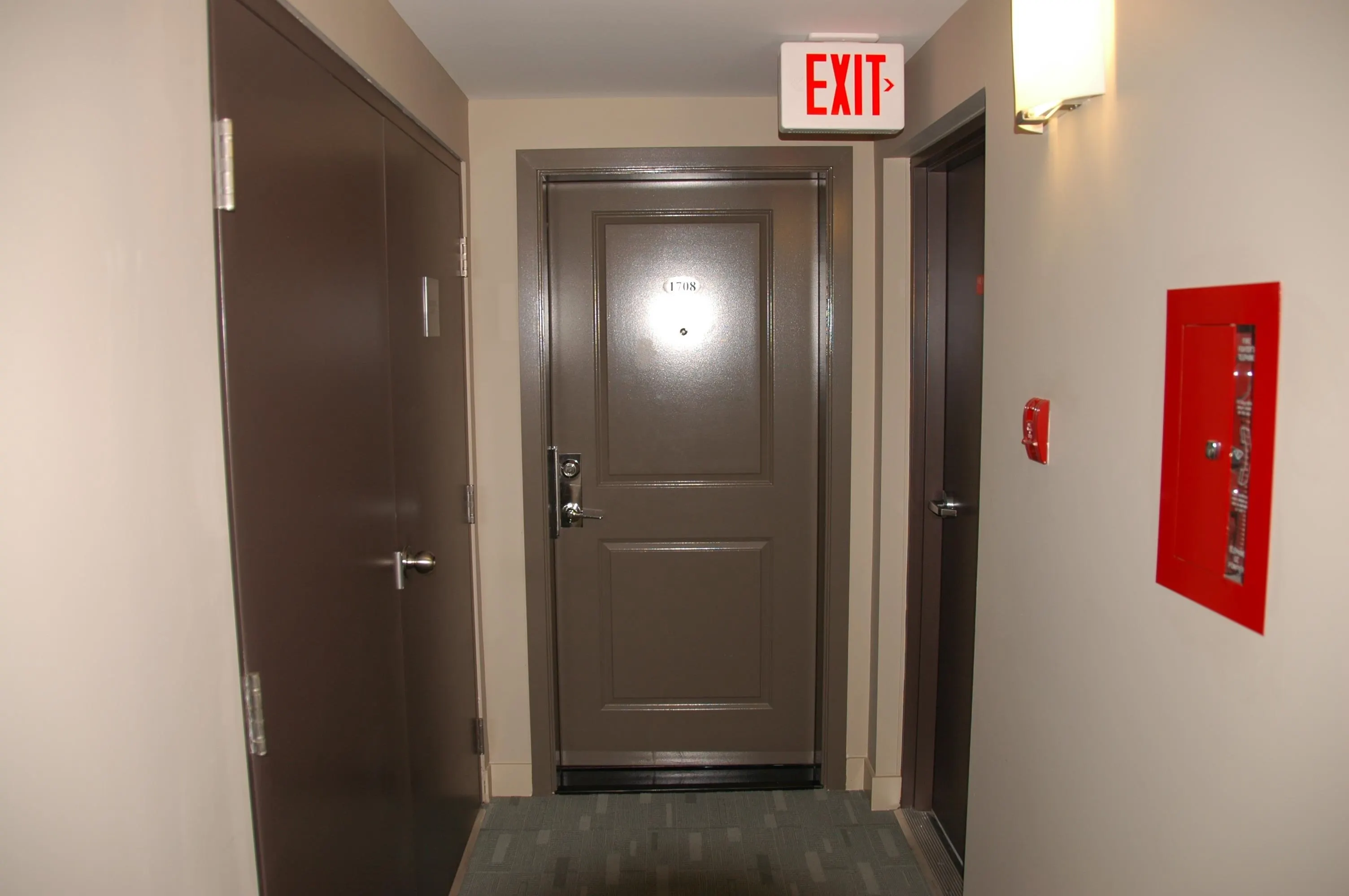 1708 9188 Cook Road
