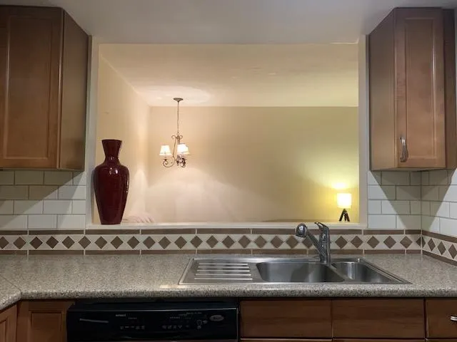 #219 1441 Garden Place