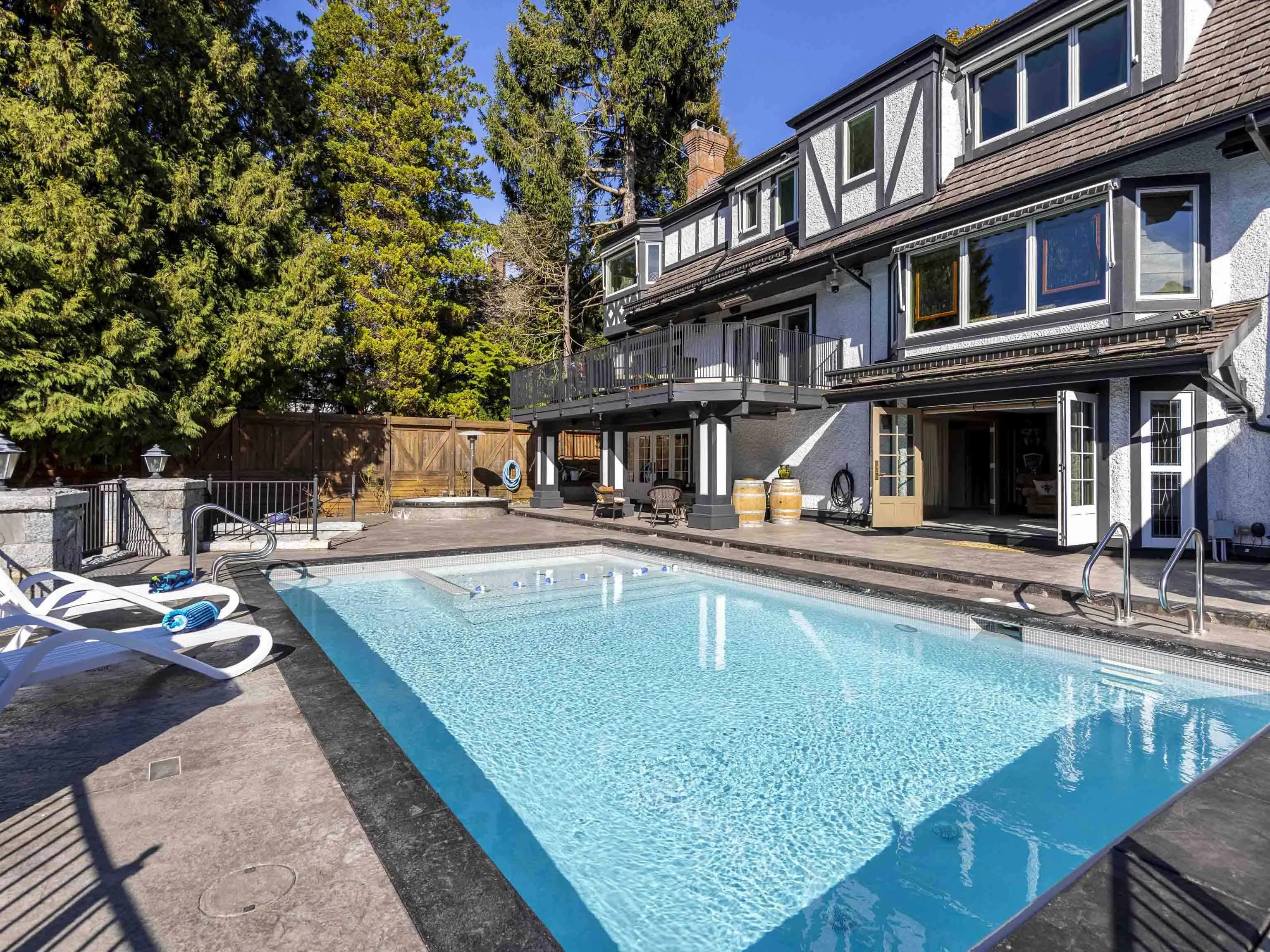 5149 Connaught Drive