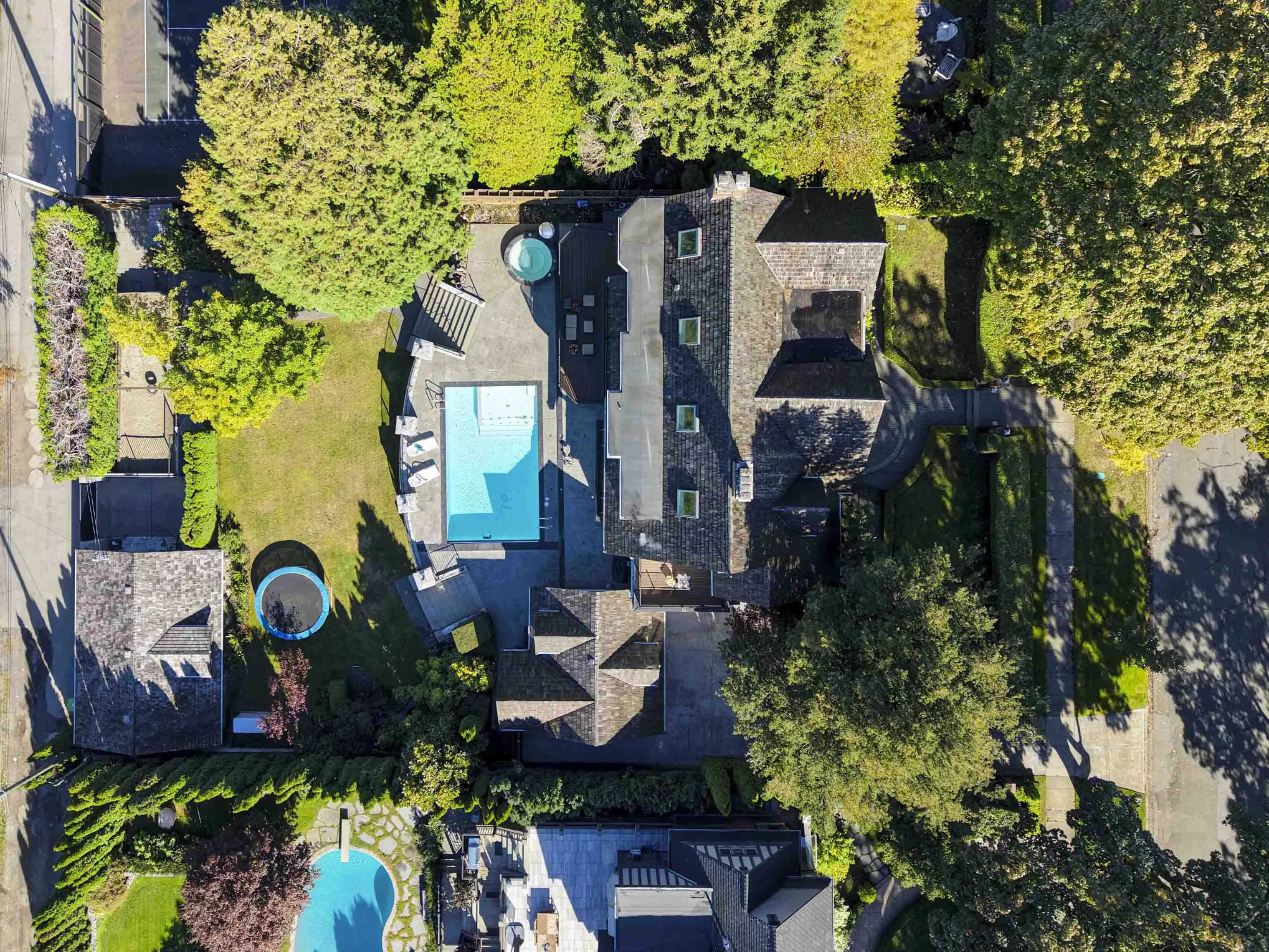 5149 Connaught Drive