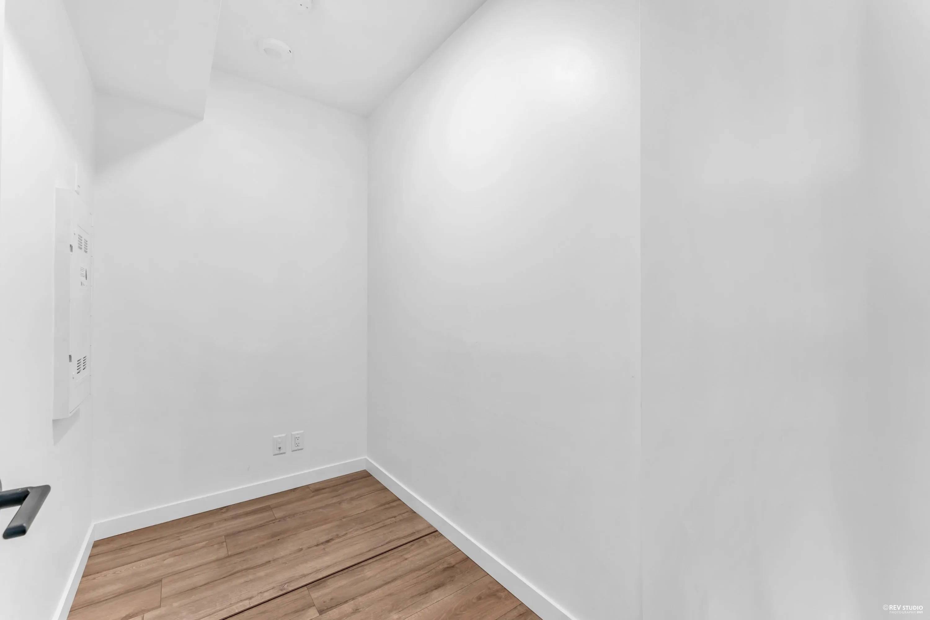 907 13428 105 Avenue