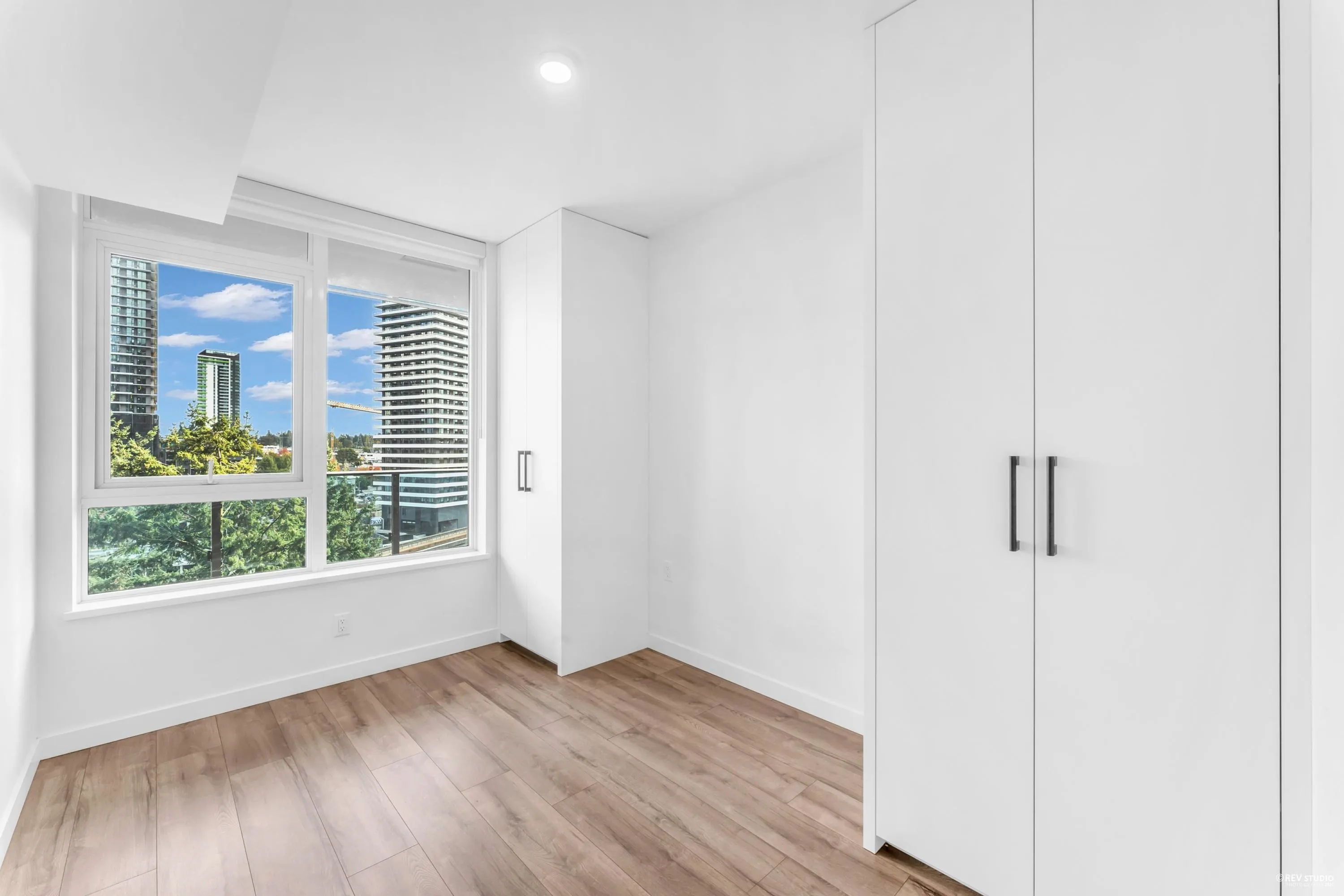 907 13428 105 Avenue