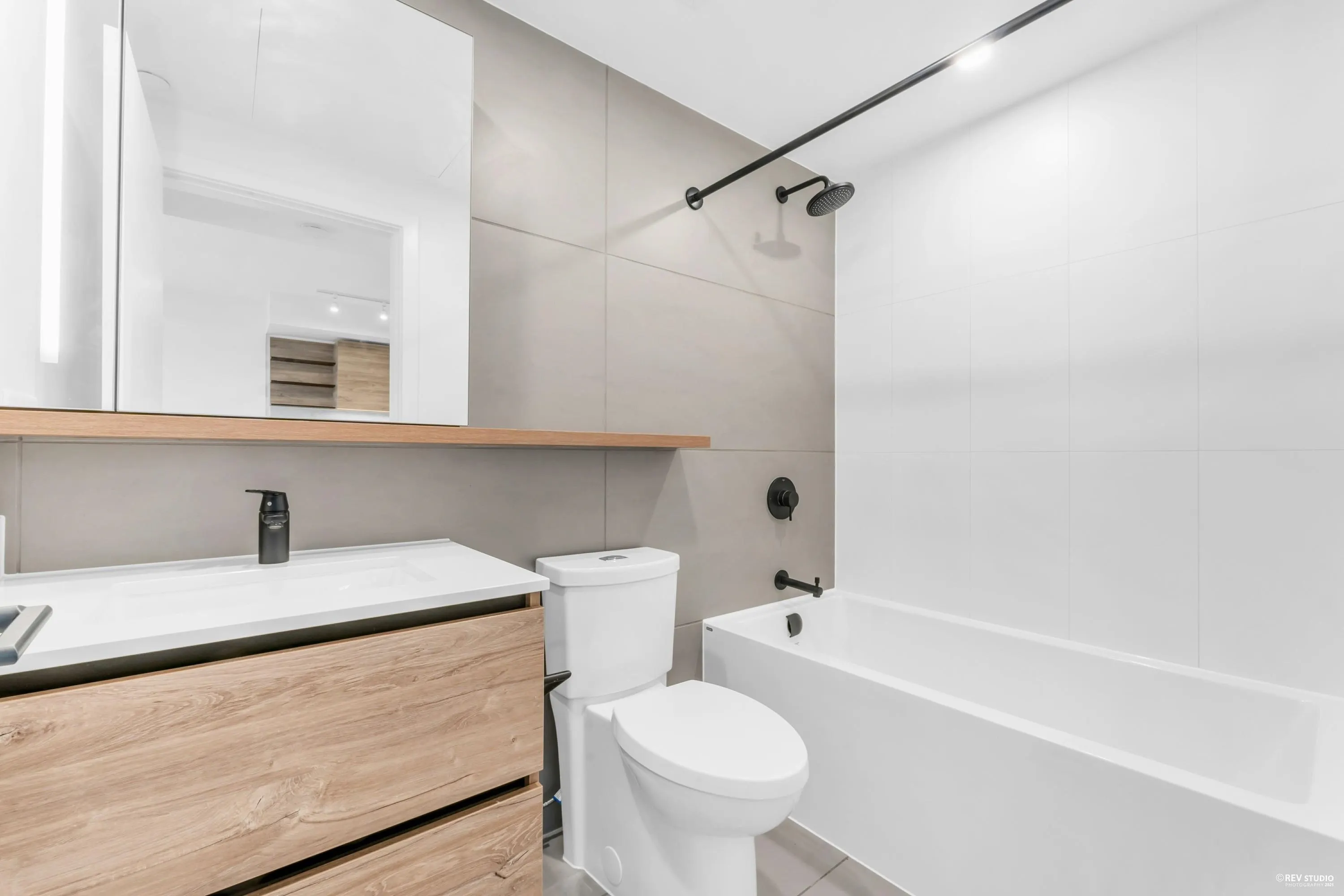 907 13428 105 Avenue