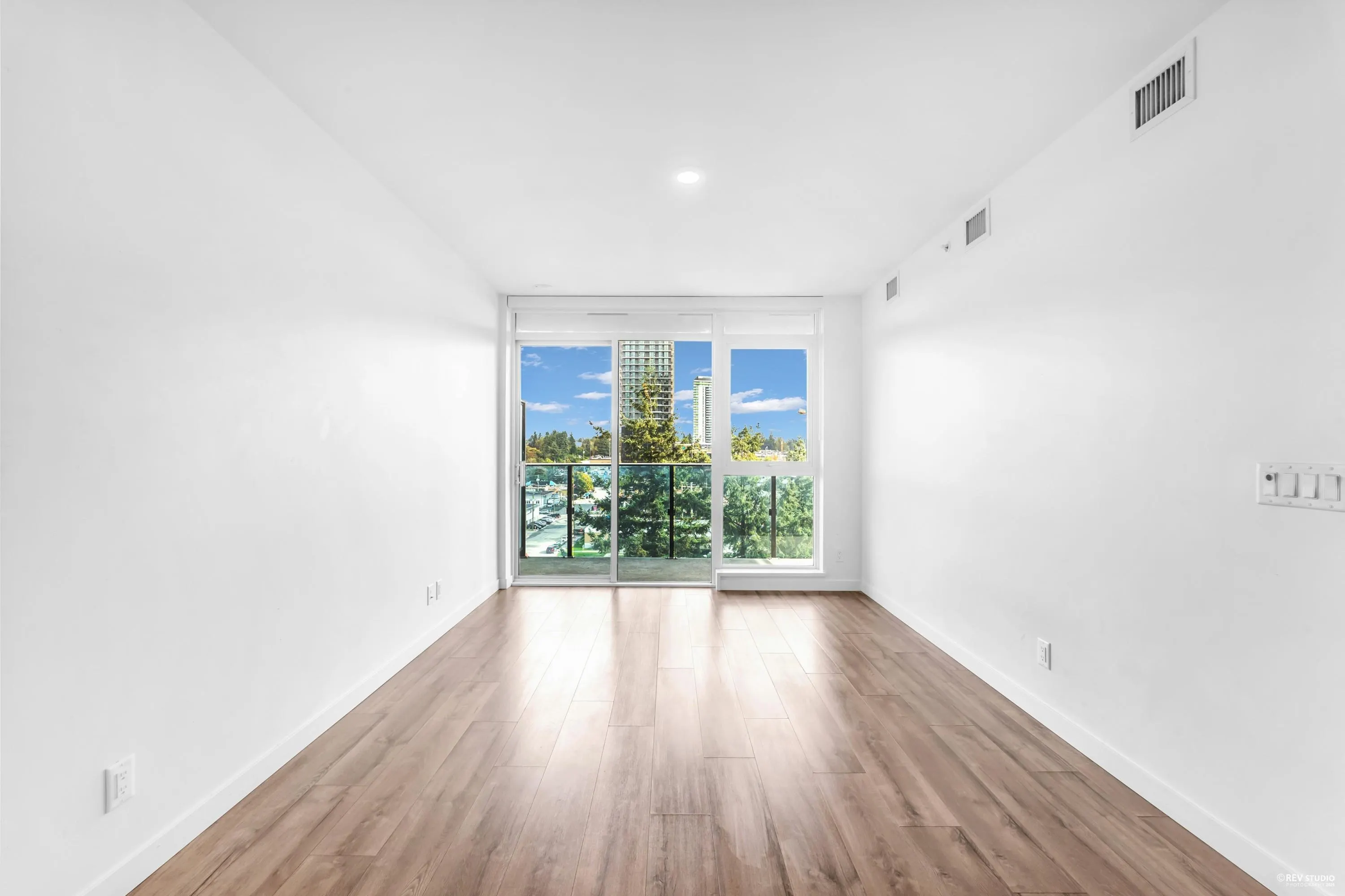 907 13428 105 Avenue