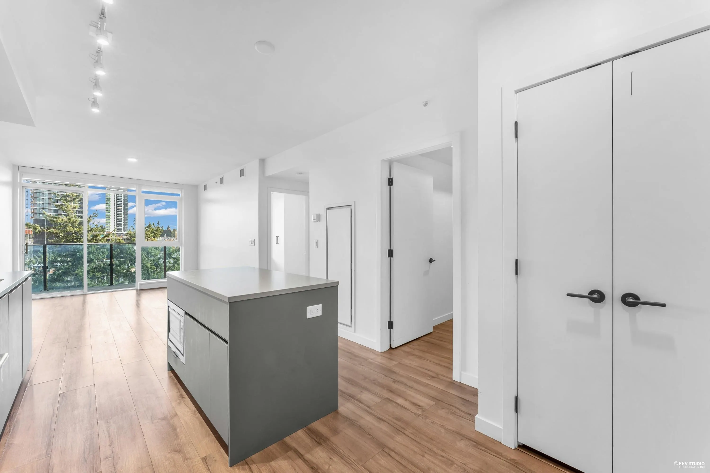 907 13428 105 Avenue