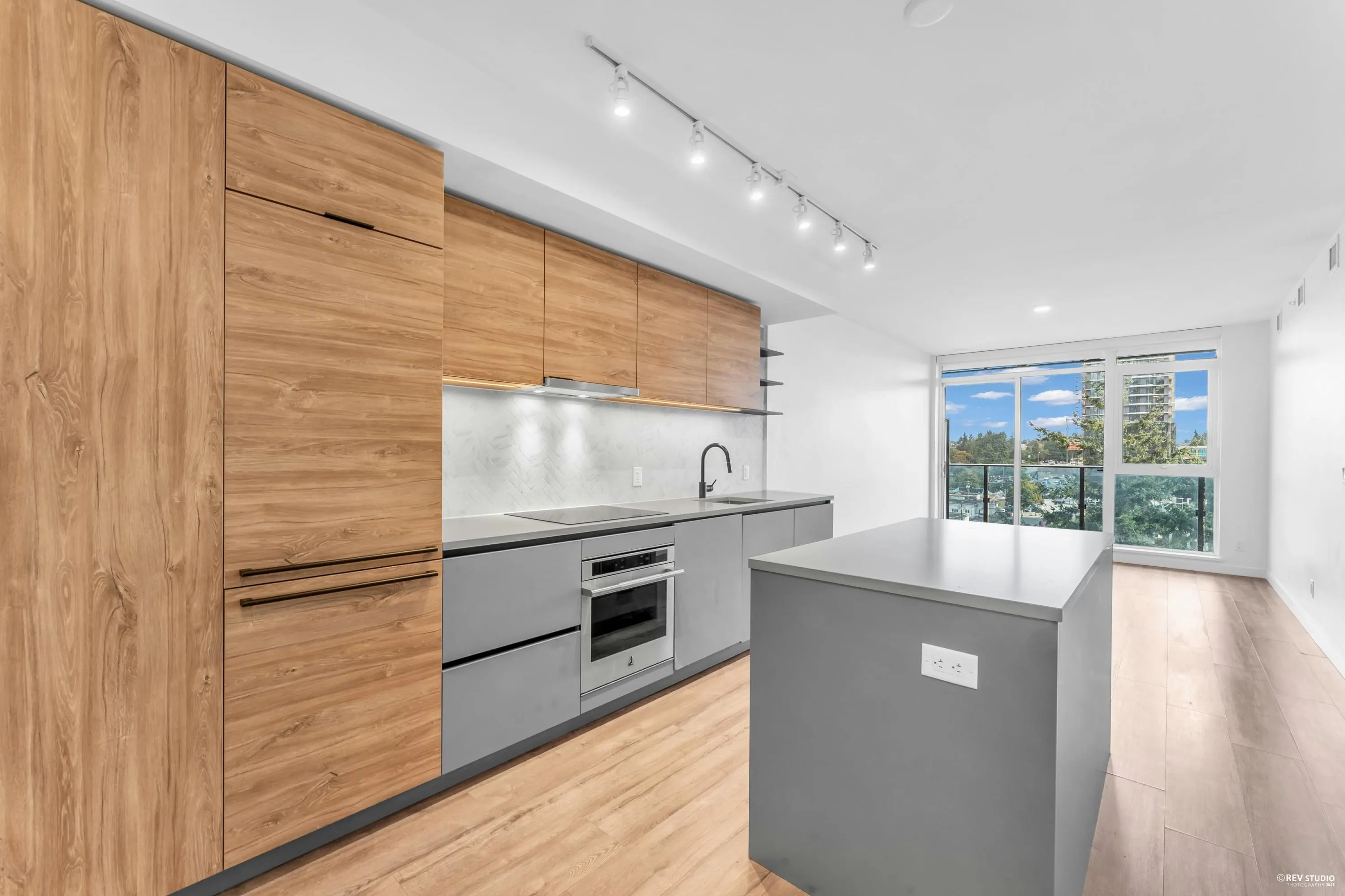 907 13428 105 Avenue