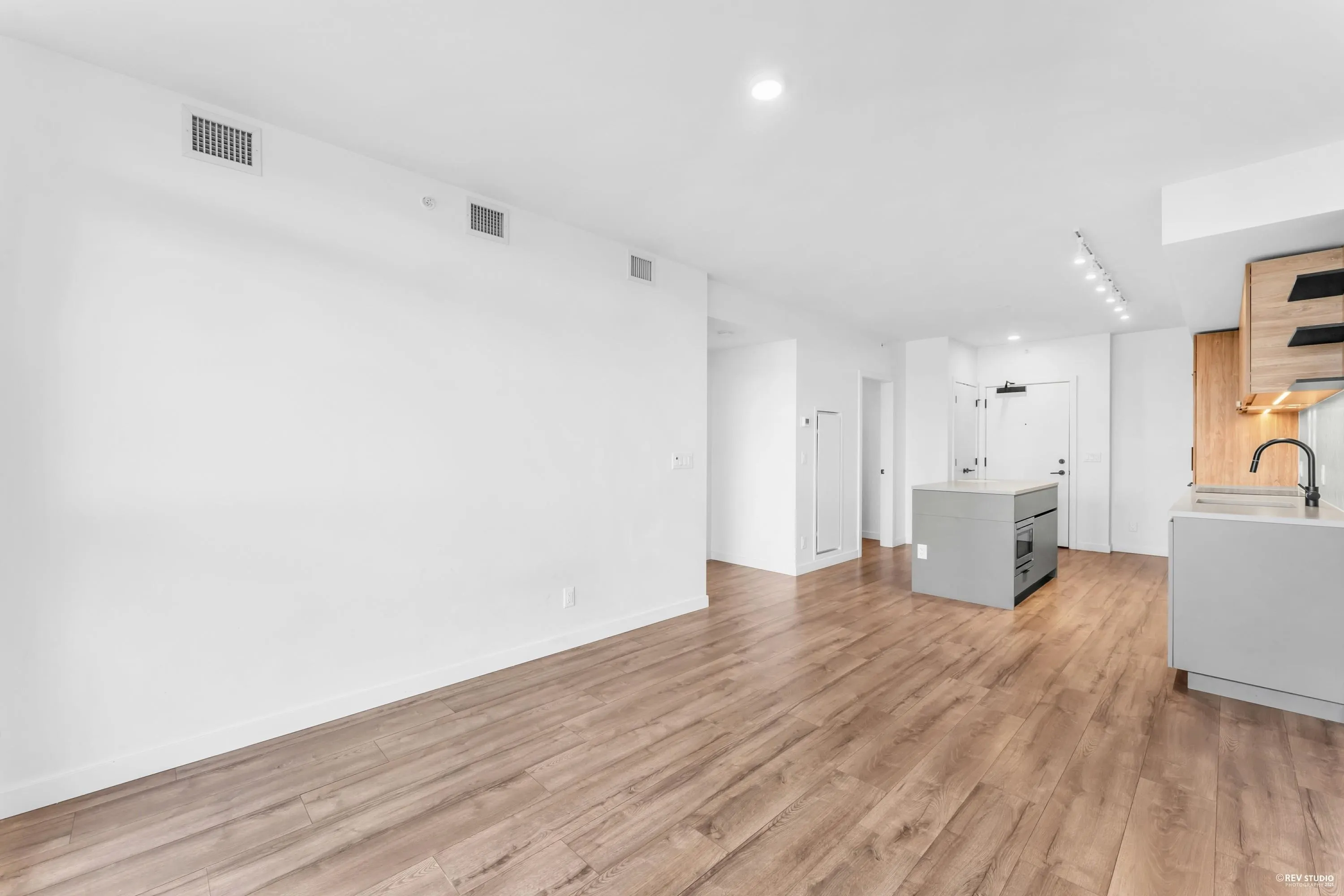 907 13428 105 Avenue