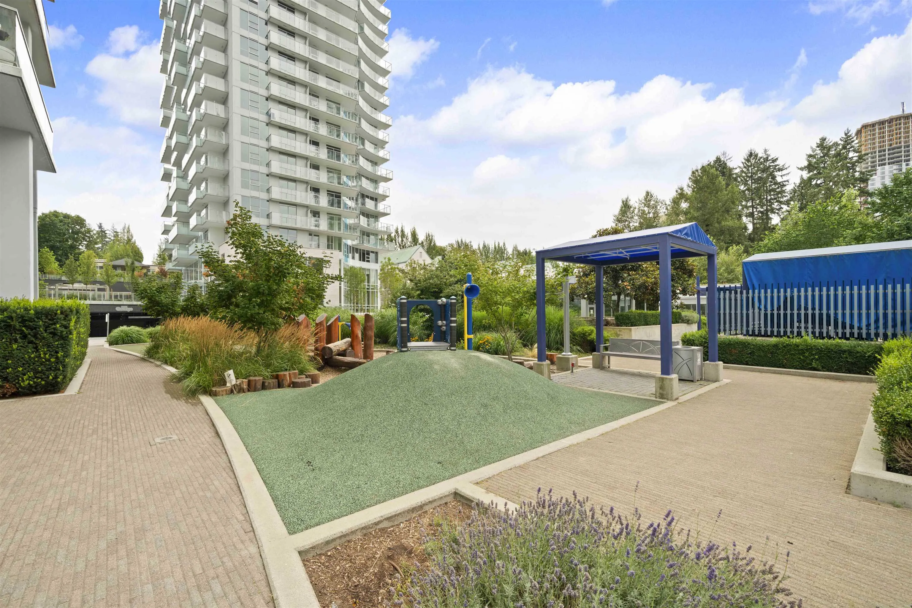 1901 13696 100 Avenue